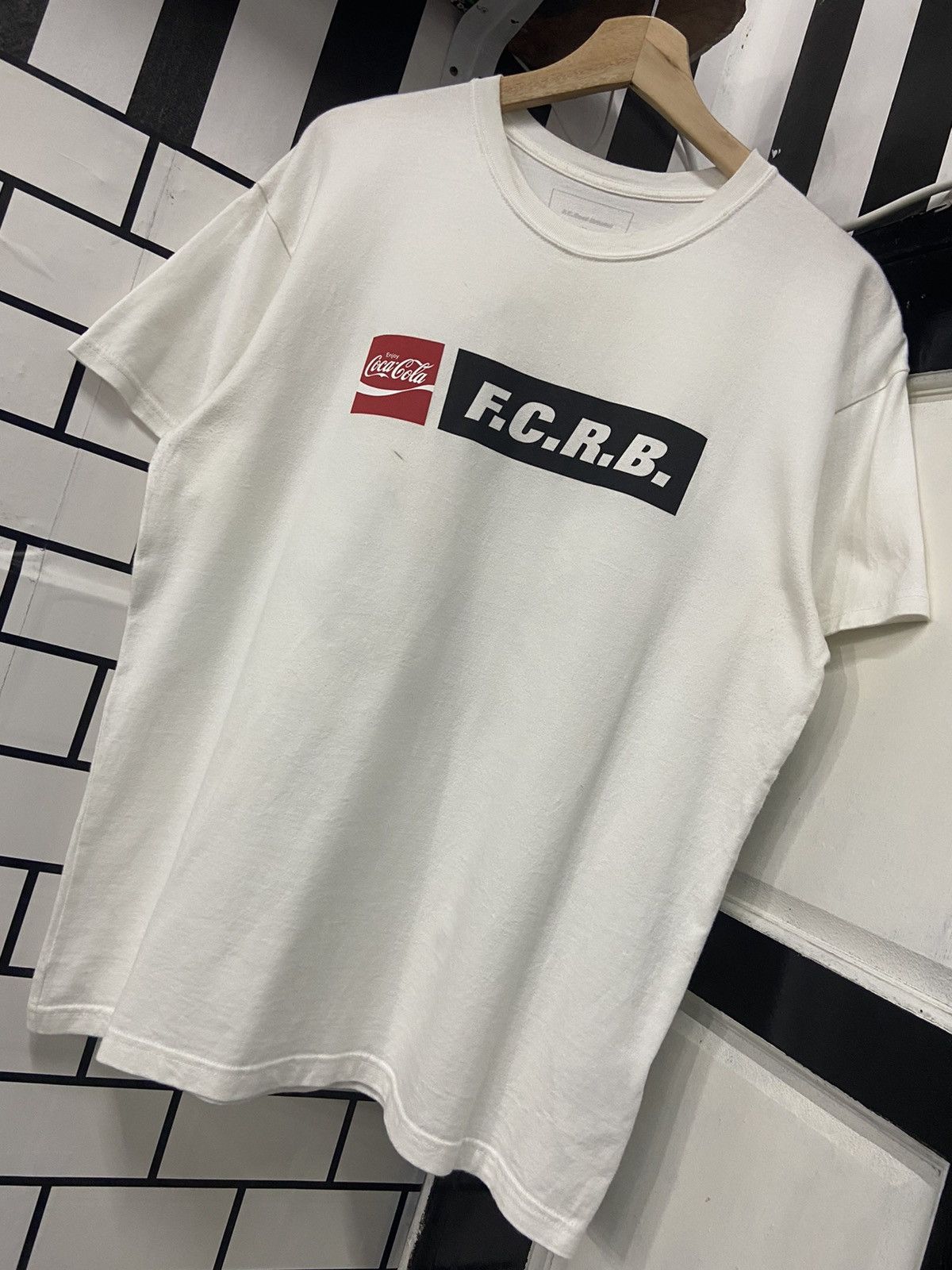Coca Cola × F.C.R.B × Sophnet. Sophnet. X F.C Real Bristol X Coke Cola Back Hit Tee Size US M / EU 48-50 / 2 - 3 Thumbnail