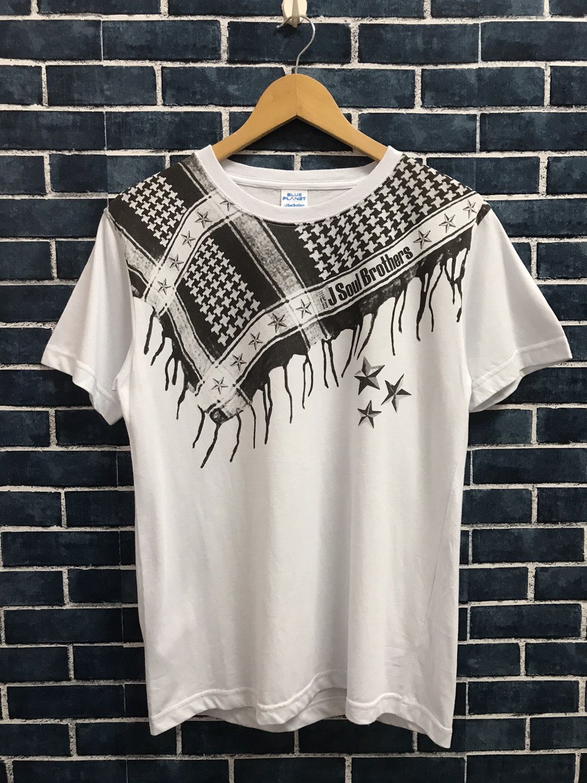 Band Tees × Japanese Brand J Soul Brothers From Exile tribe scarf printed tshirt Size US S / EU 44-46 / 1 - 1 Thumbnail