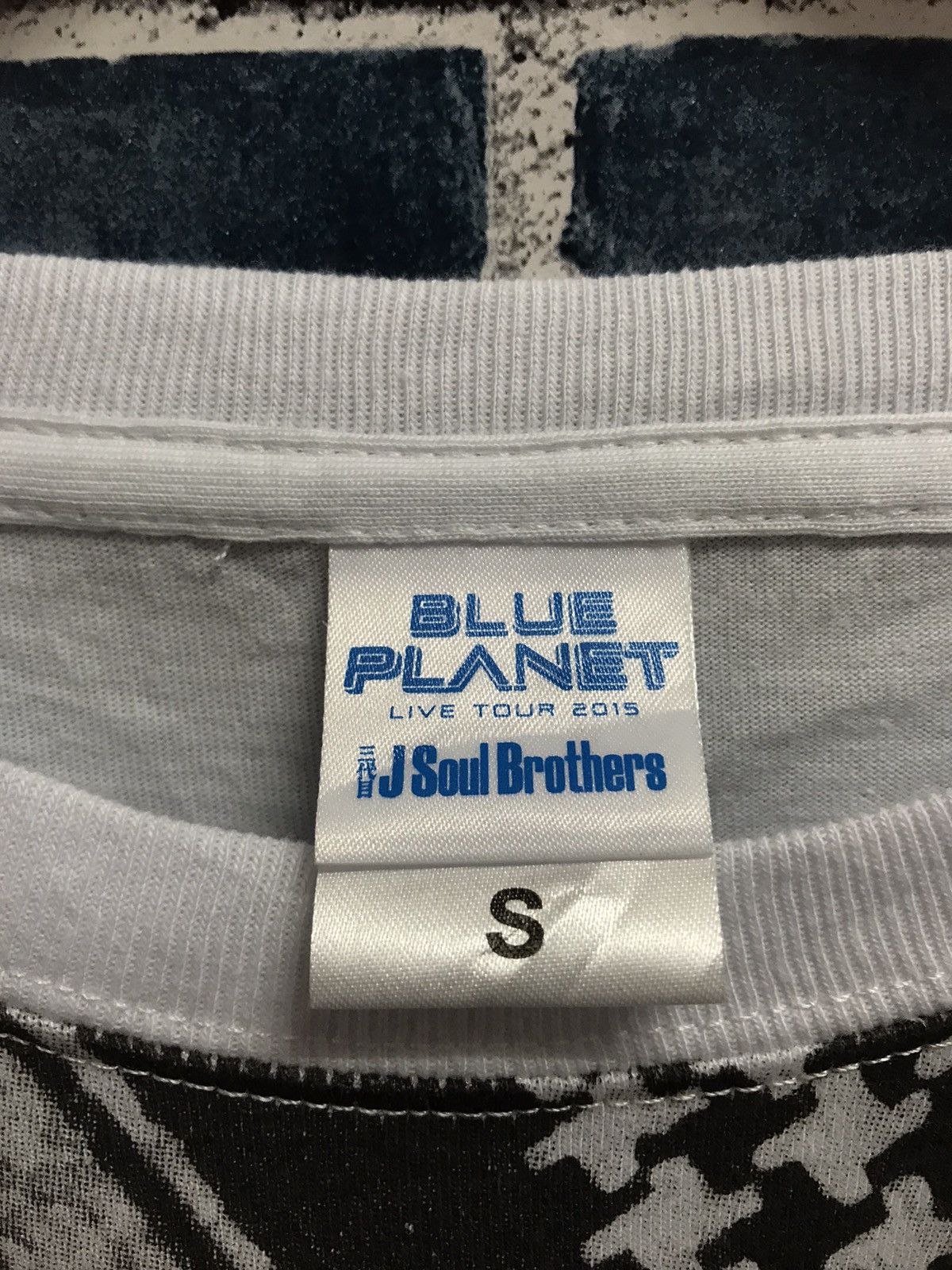 Band Tees × Japanese Brand J Soul Brothers From Exile tribe scarf printed tshirt Size US S / EU 44-46 / 1 - 8 Thumbnail