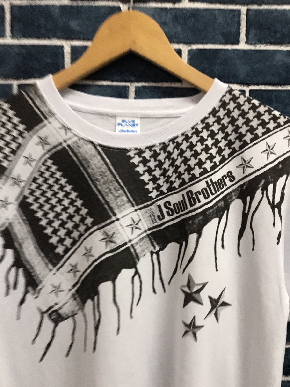 Band Tees × Japanese Brand J Soul Brothers From Exile tribe scarf printed tshirt Size US S / EU 44-46 / 1 - 3 Thumbnail