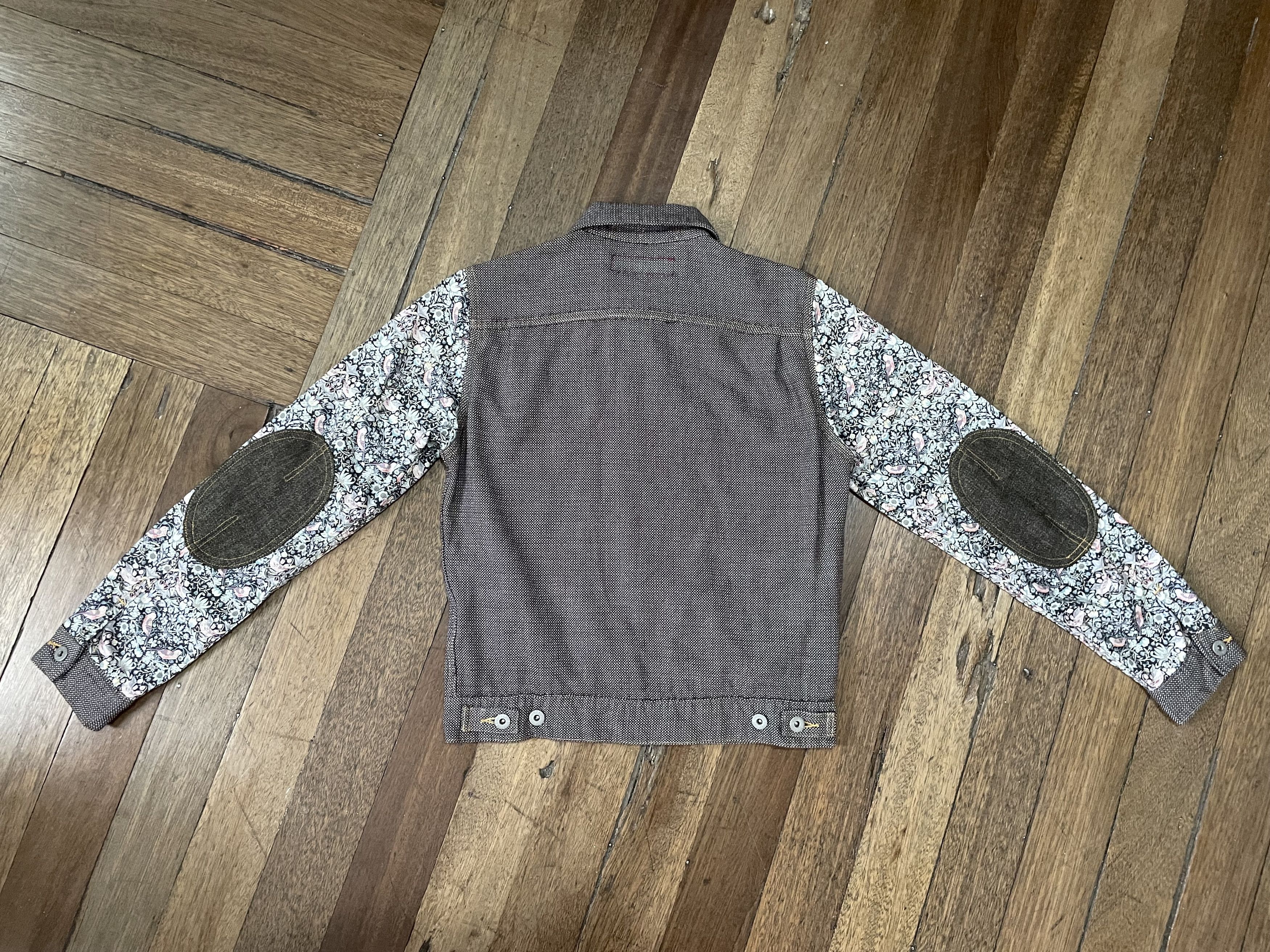 Junya Watanabe × Levi's Levi's CDG Junya Watanabe 2017 Trucker - Floral Sleeve Size US XS / EU 42 / 0 - 12 Thumbnail