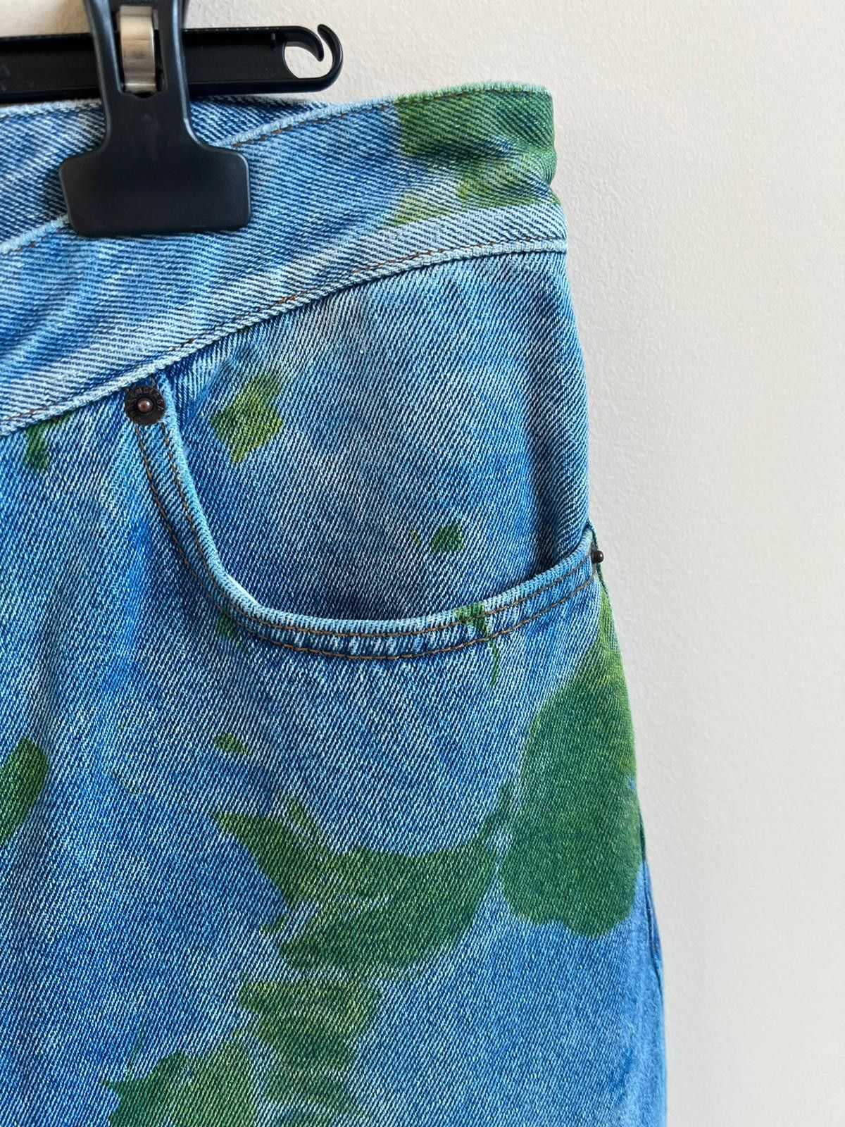 Balenciaga o1rshd1 Oversized Earth Print Denim in Multicolor Size US 32 / EU 48 - 6 Thumbnail