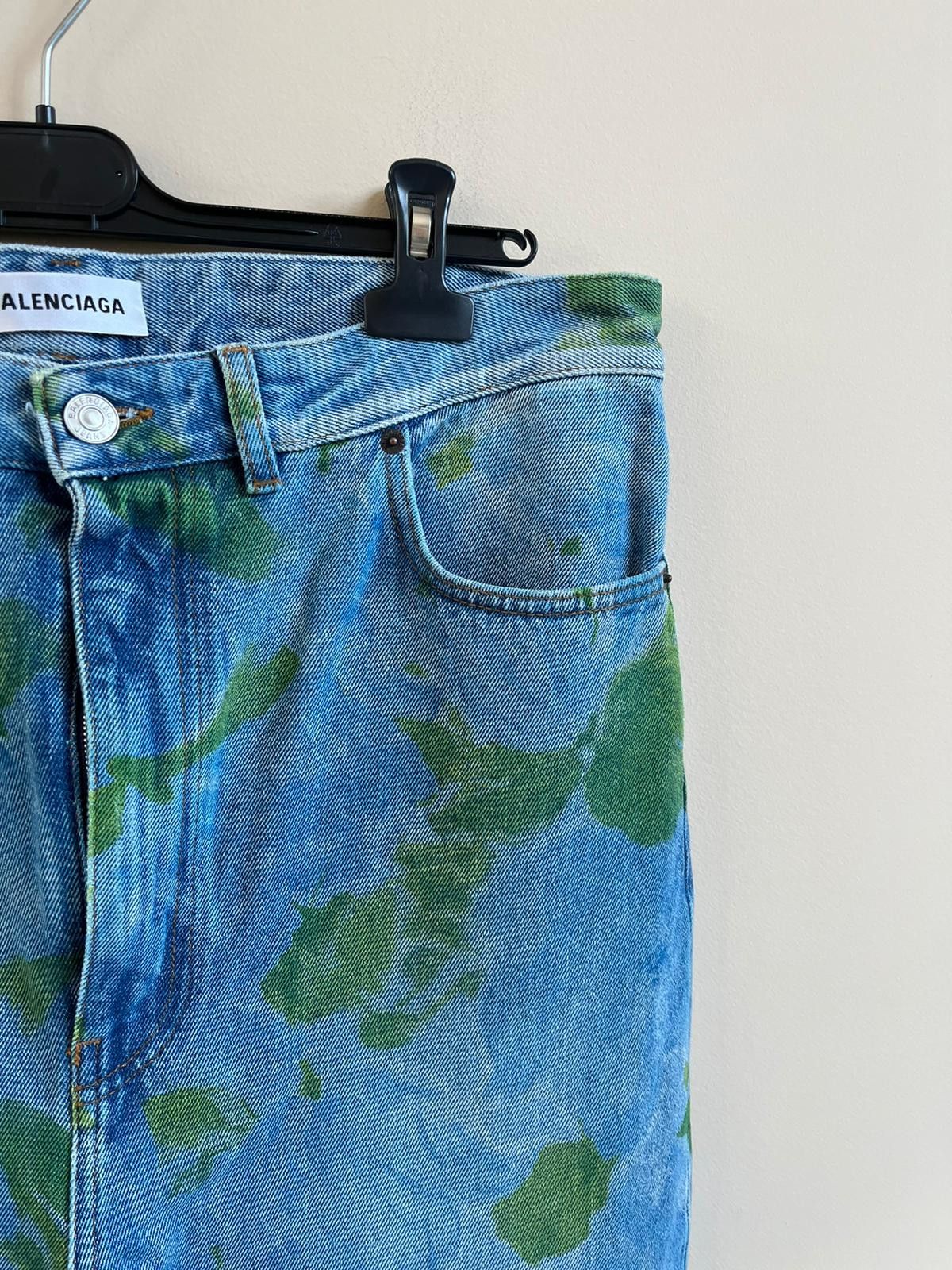 Balenciaga o1rshd1 Oversized Earth Print Denim in Multicolor Size US 32 / EU 48 - 5 Thumbnail