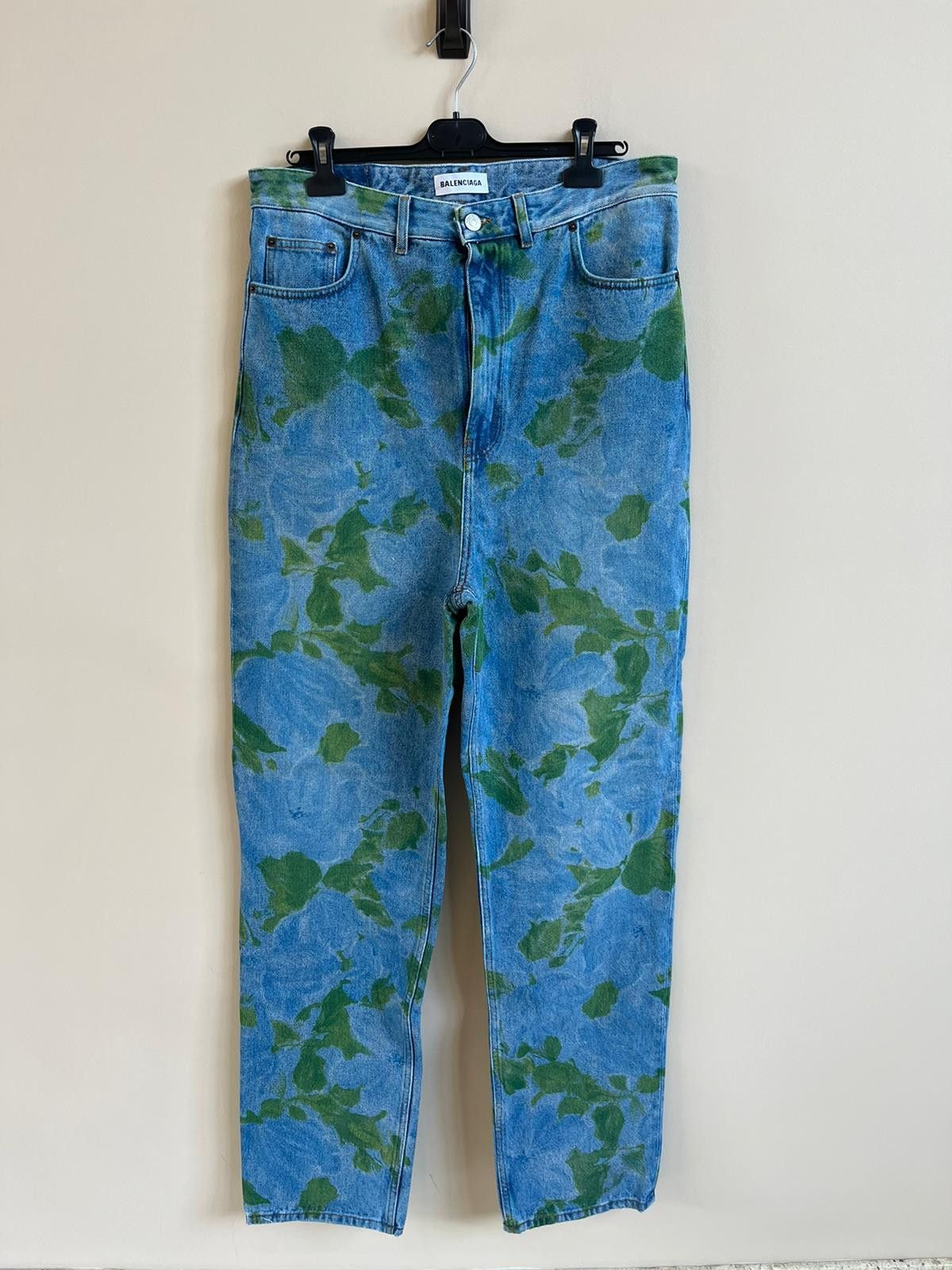 Balenciaga o1rshd1 Oversized Earth Print Denim in Multicolor Size US 32 / EU 48 - 1 Thumbnail