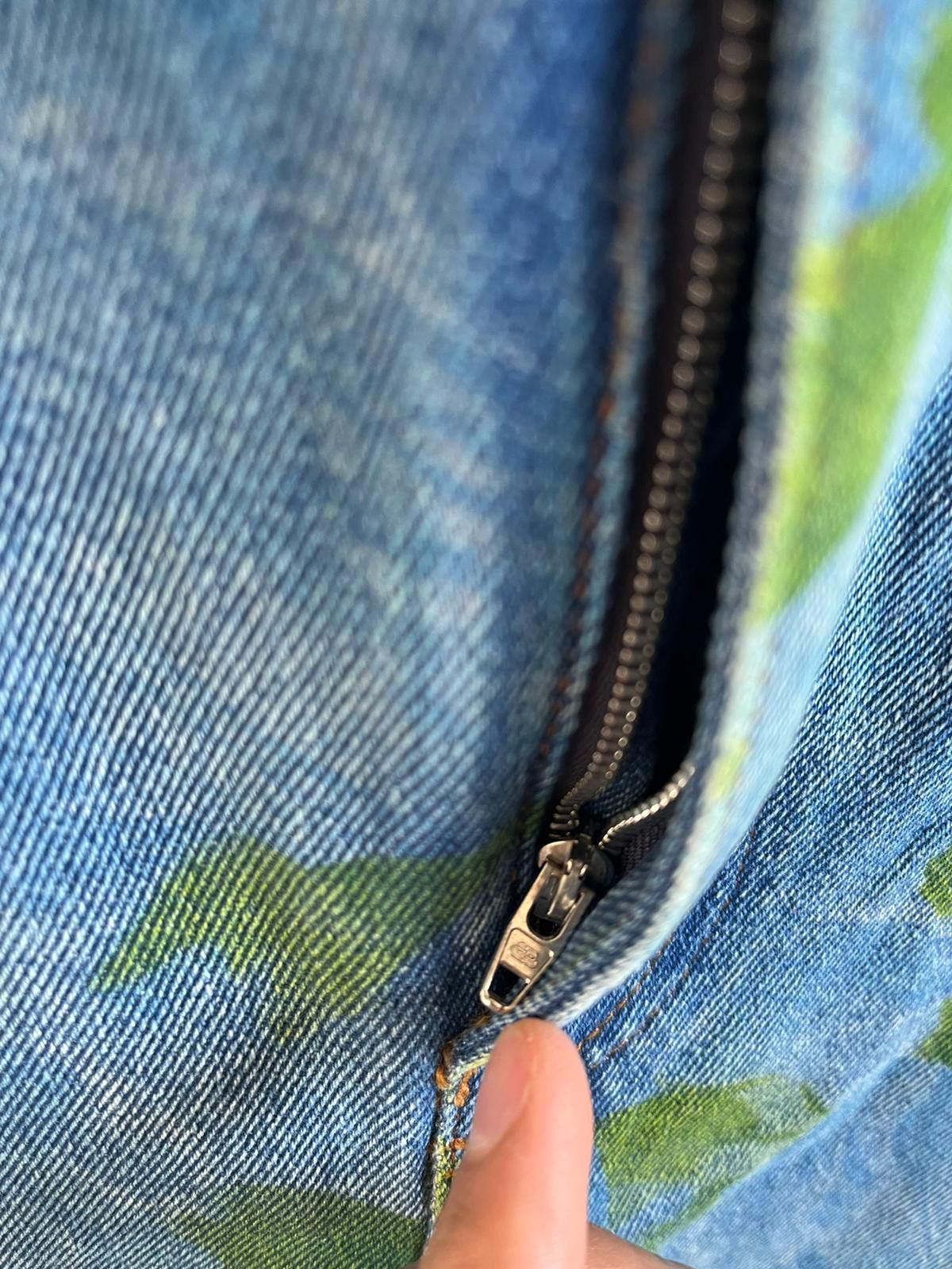 Balenciaga o1rshd1 Oversized Earth Print Denim in Multicolor Size US 32 / EU 48 - 10 Thumbnail
