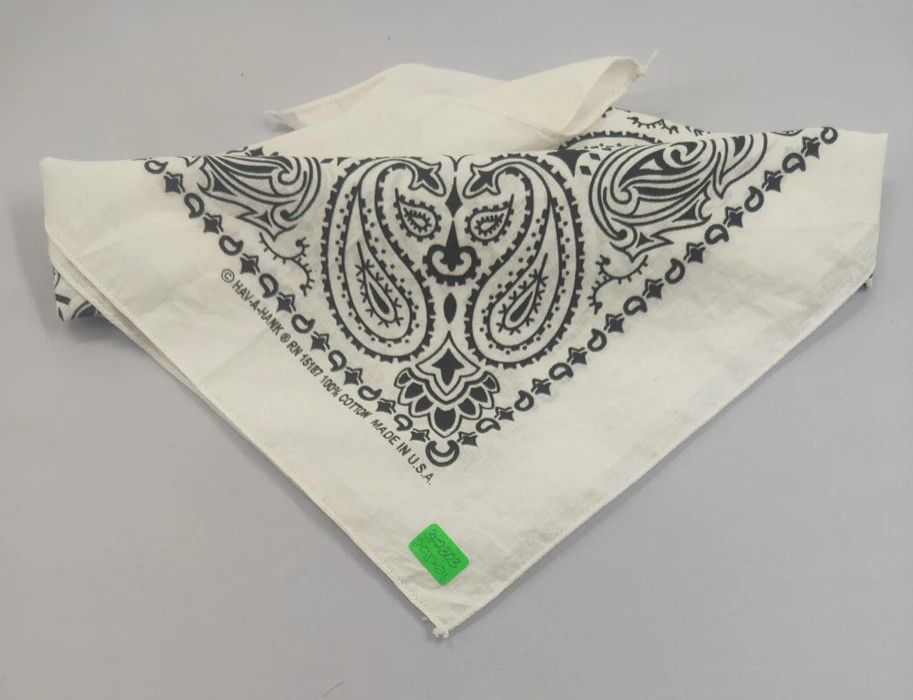 Vintage Made in USA Handkerchief/ Headscarf/ Bandana - 3F2303 Size ONE SIZE - 5 Thumbnail