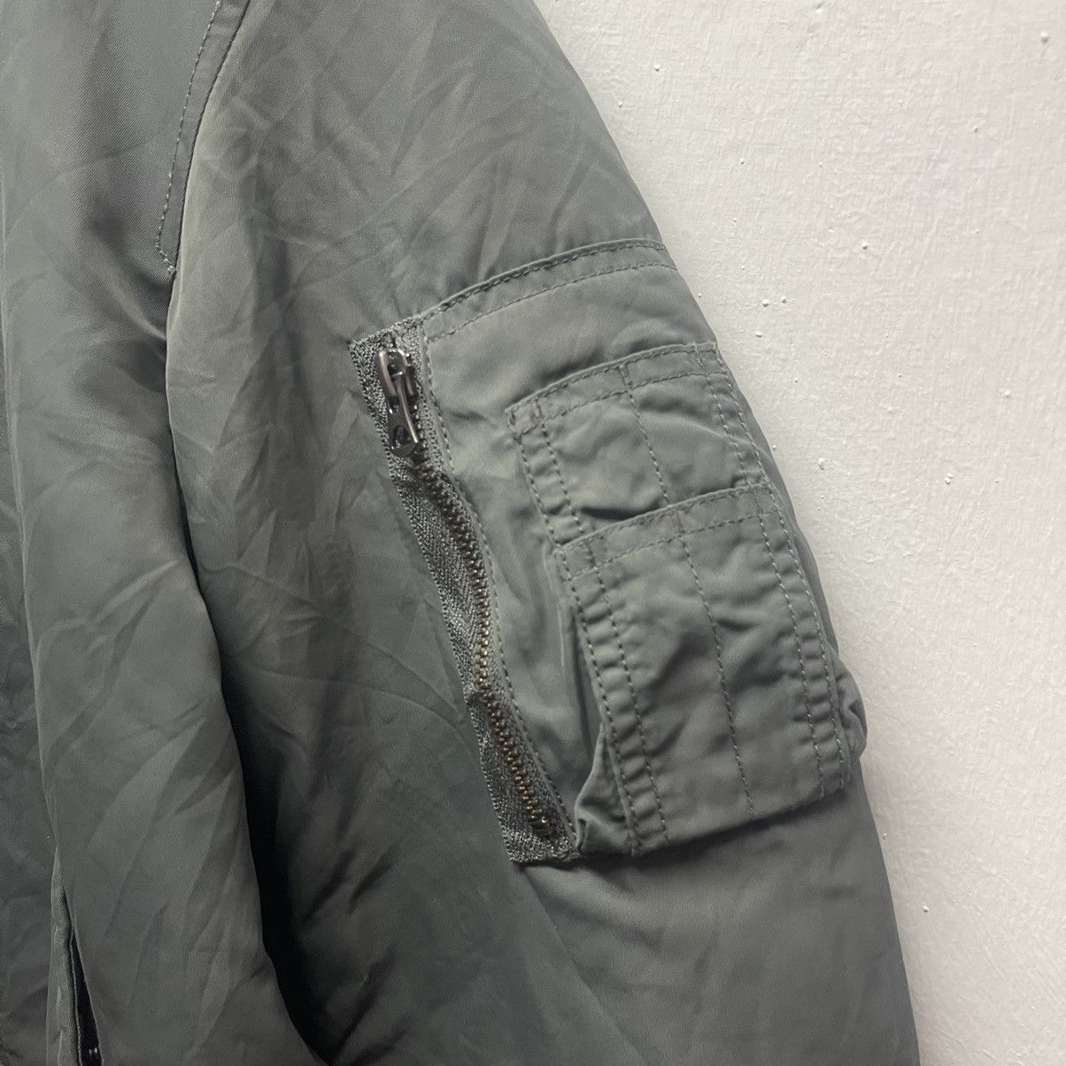 Uniqlo Uniqlo Japanese Brand Bomber Jacket Size US L / EU 52-54 / 3 - 7 Thumbnail