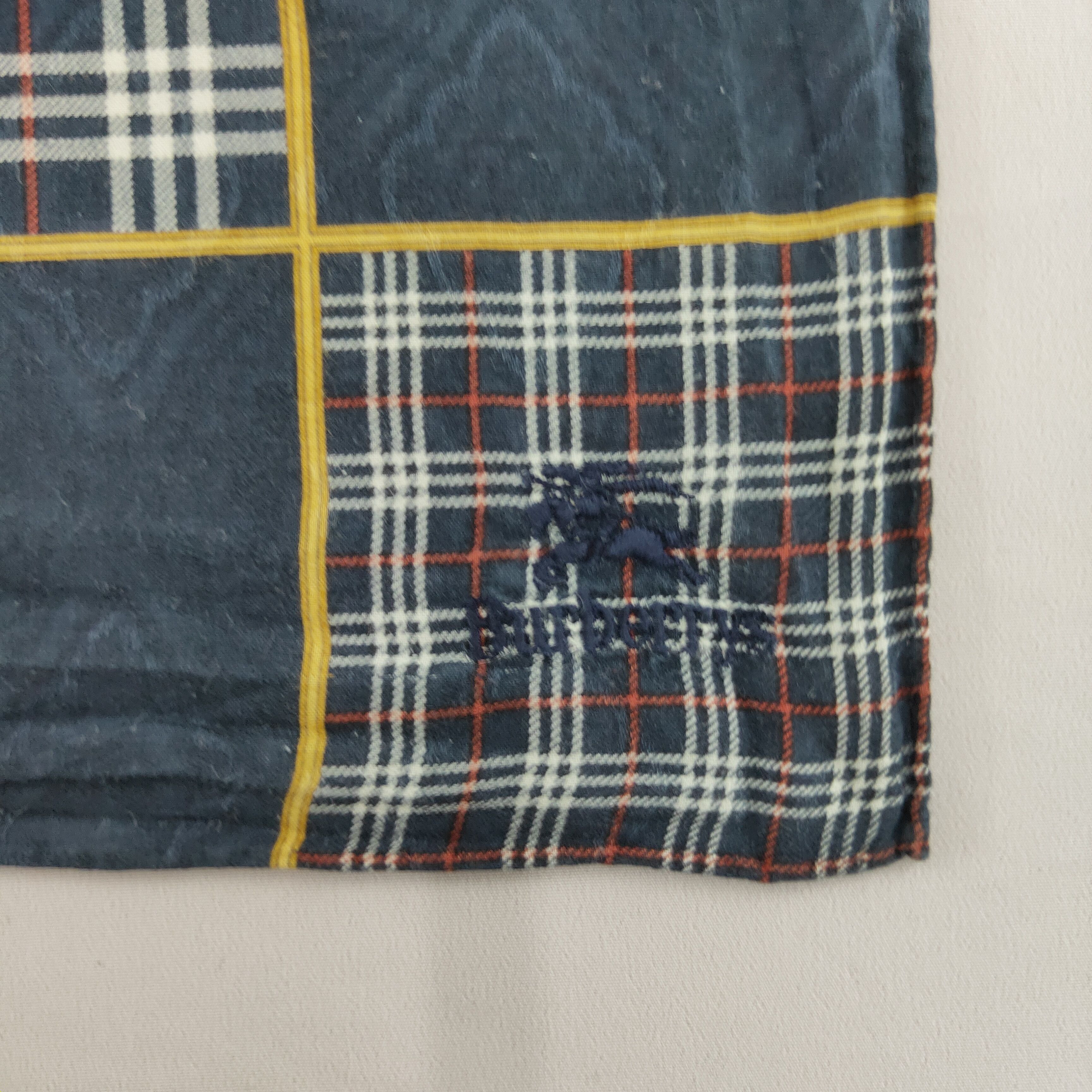 Burberry × Vintage Burberry Handkerchief neckerchief bandana - 3F1948 Size ONE SIZE - 6 Thumbnail