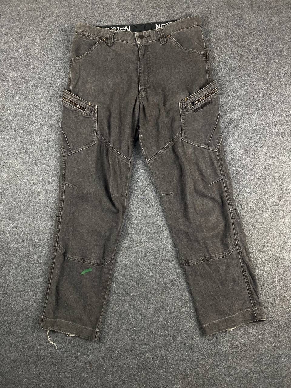 image of s Ts Design Cargo Pants Khakis Material in Black, Men's (Size 32)