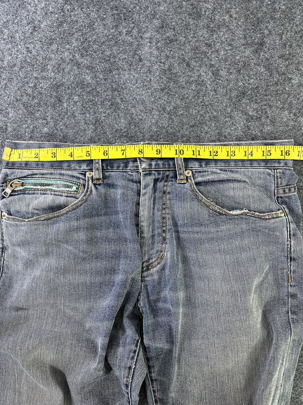 Armani Exchange Armani Exchange Faded Wash Jeans - J949 Size US 33 - 5 Thumbnail
