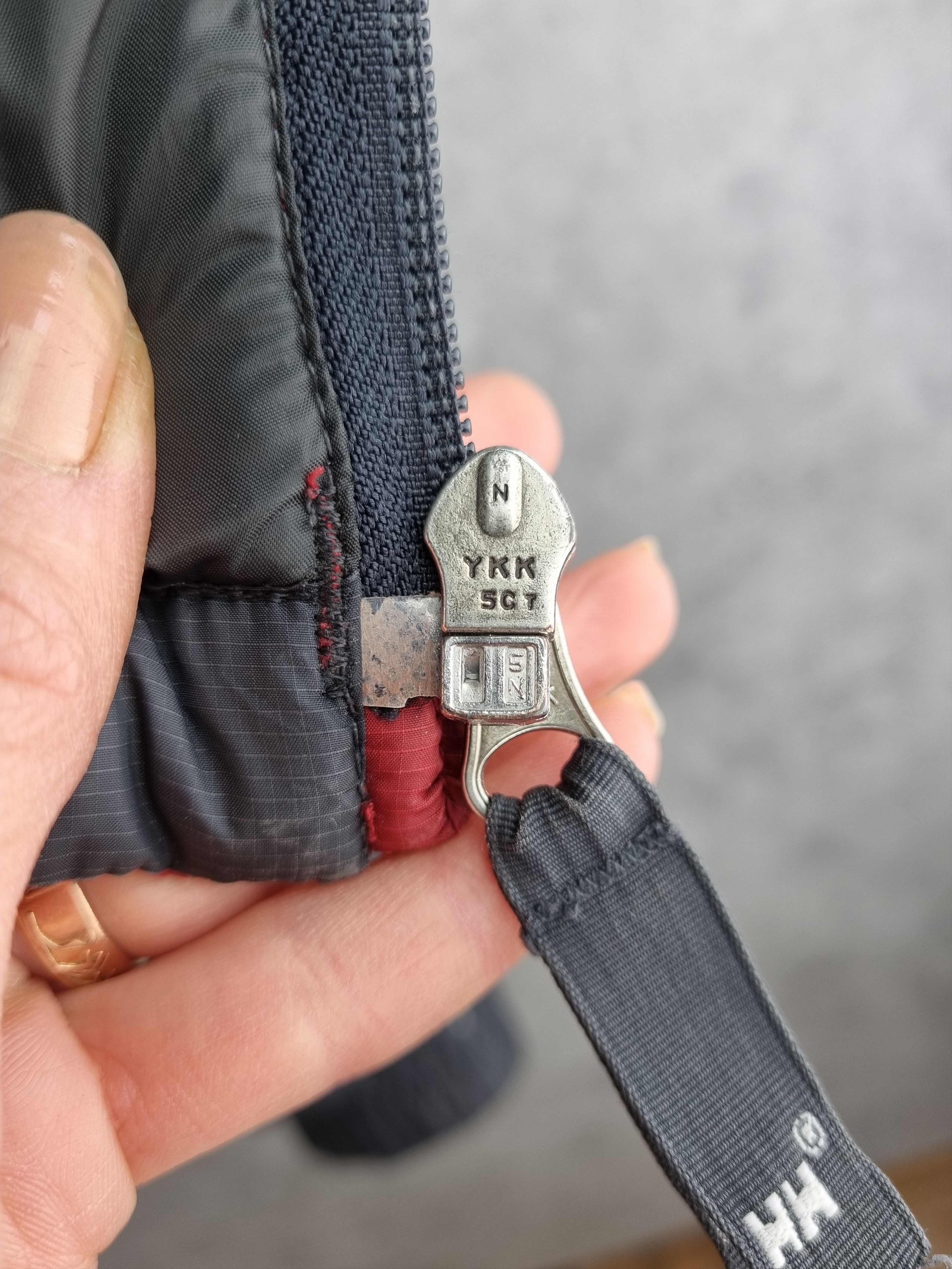 Helly Hansen × Vintage Helly Hansen Down Puffer Vintage Jacket Size US XL / EU 56 / 4 - 12 Thumbnail