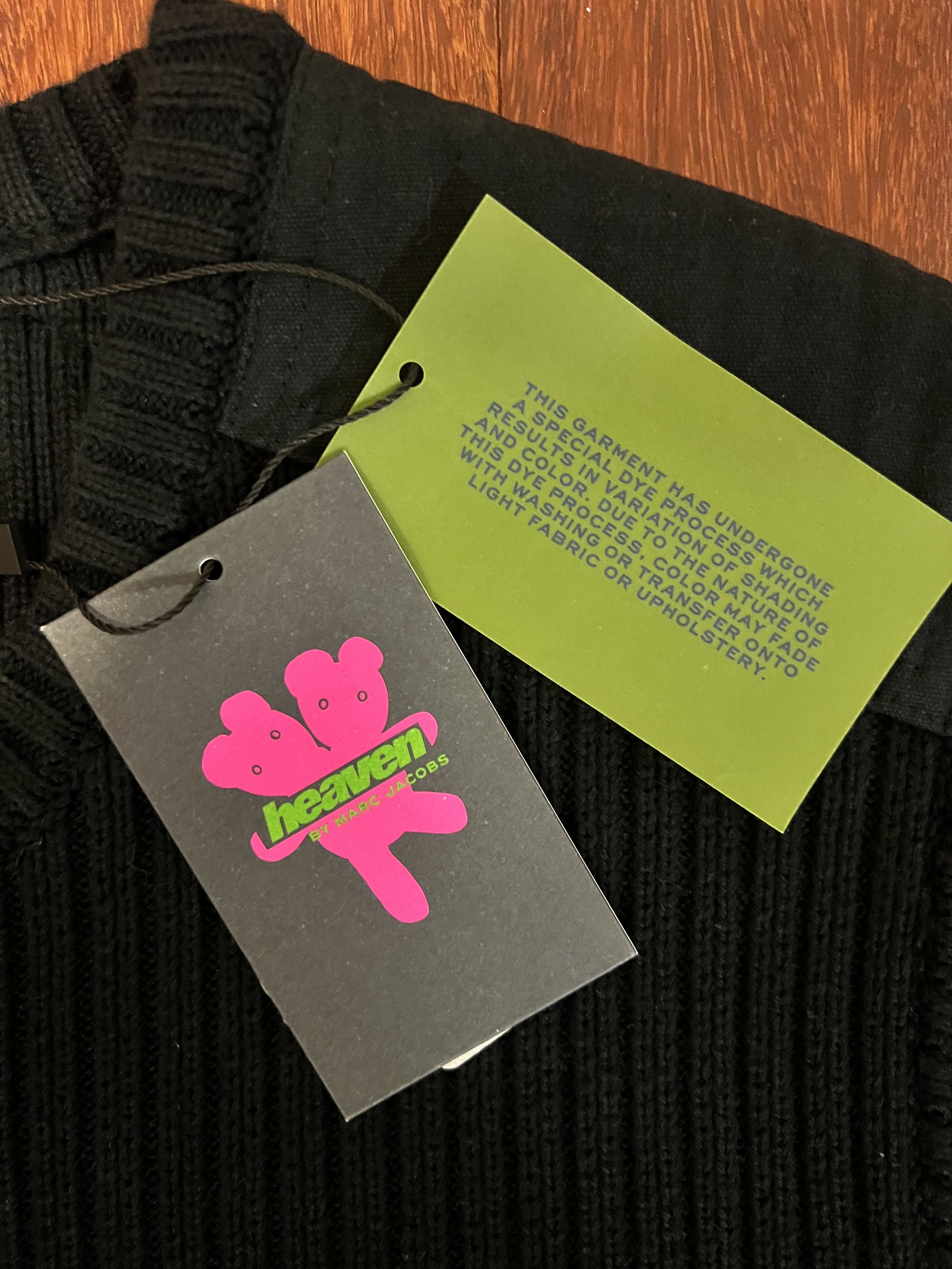 Heaven by Marc Jacobs 💚 Heaven By Marc Jacobs Teddy Vest Black Large NEW Size US L / EU 52-54 / 3 - 5 Thumbnail