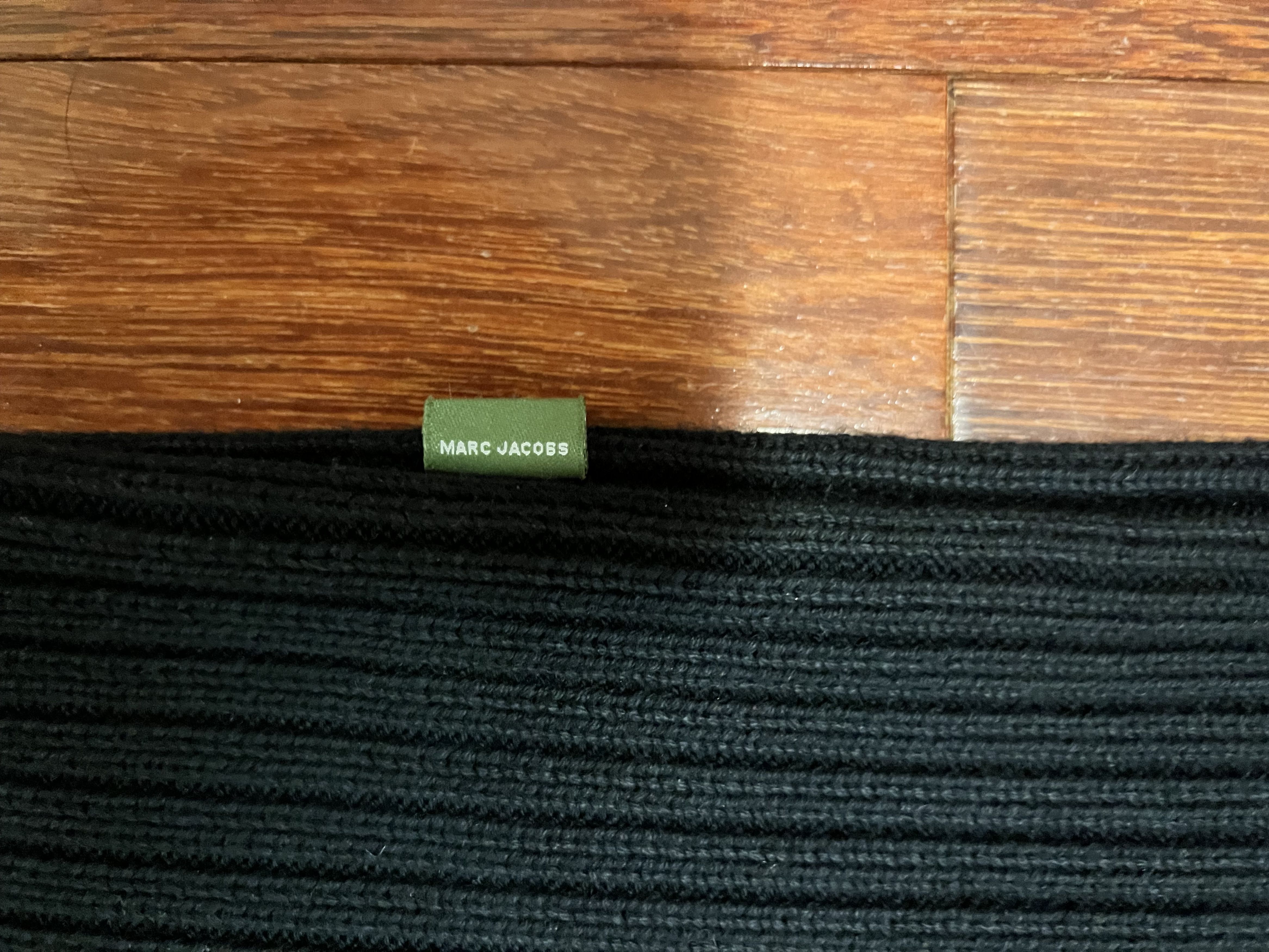 Heaven by Marc Jacobs 💚 Heaven By Marc Jacobs Teddy Vest Black Large NEW Size US L / EU 52-54 / 3 - 9 Thumbnail