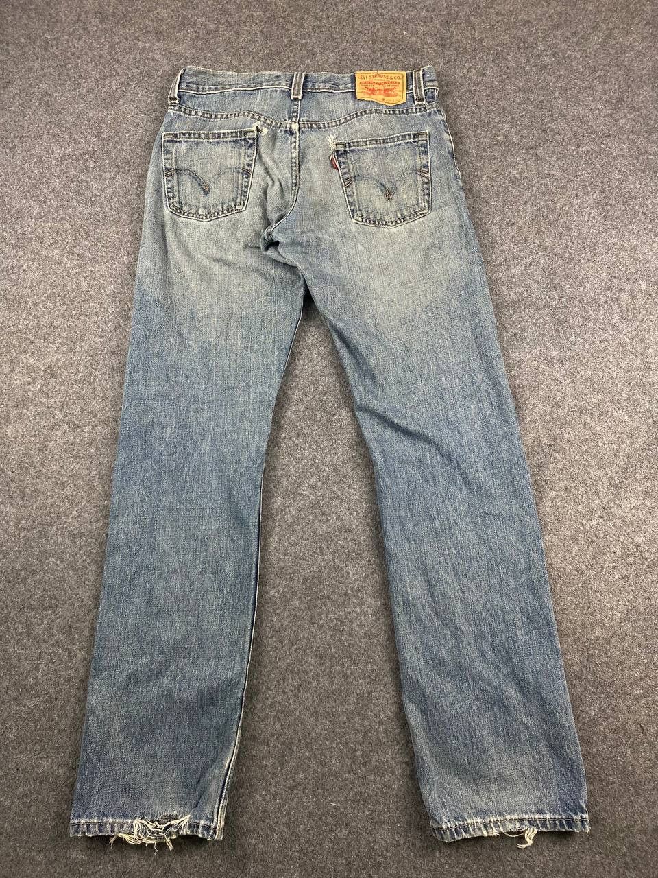 vintage levis 514 slim straight distressed denim