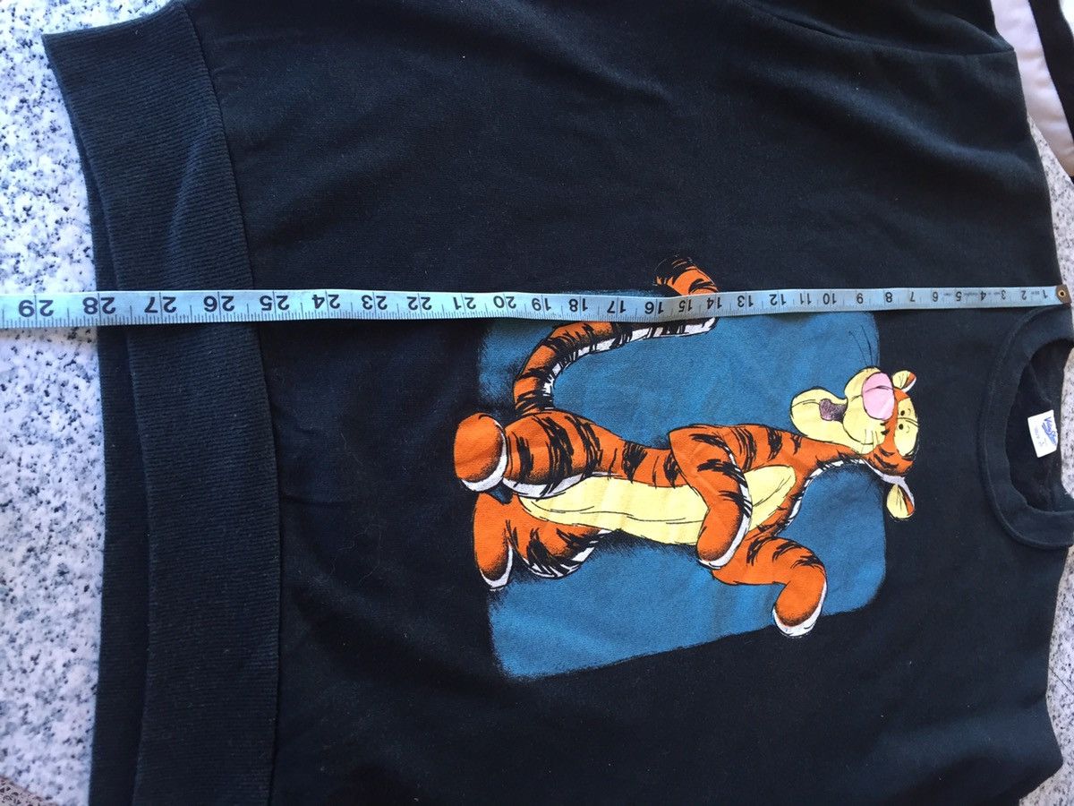 Disney × Vintage Vintage Tigger Character Disney Pooh crewneck sweatshirt Size US L / EU 52-54 / 3 - 6 Thumbnail