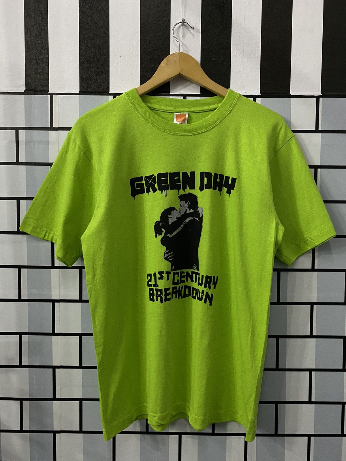 【新品】GREENDAY 21st Century Breakdown Tシャツ Amazon | [Green Day] 正式にライセンスされている 21st Century
