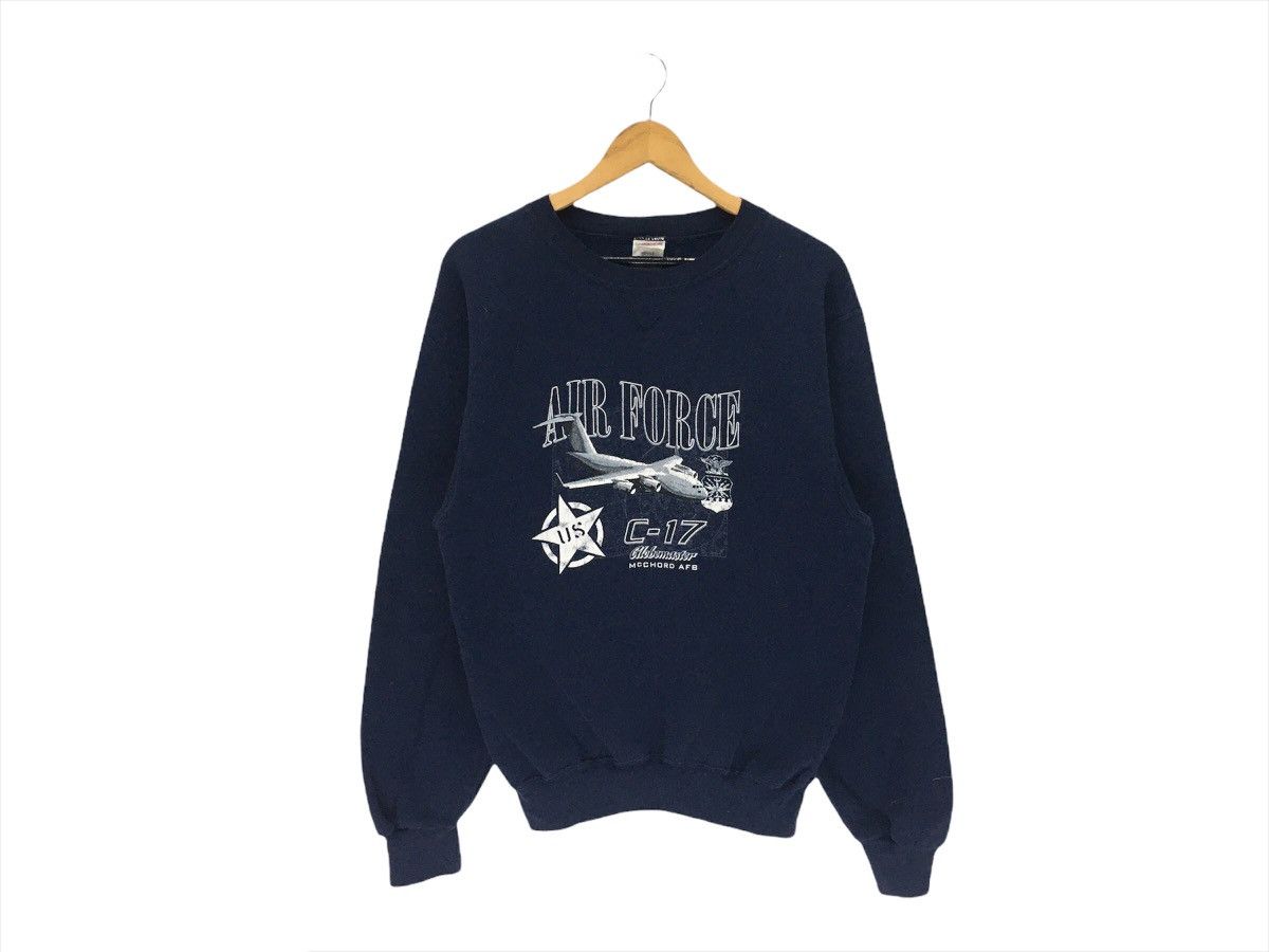Vintage Vintage Air Force C-17 Globemaster Mcchord AFB Sweater Size US S / EU 44-46 / 1 - 1 Thumbnail