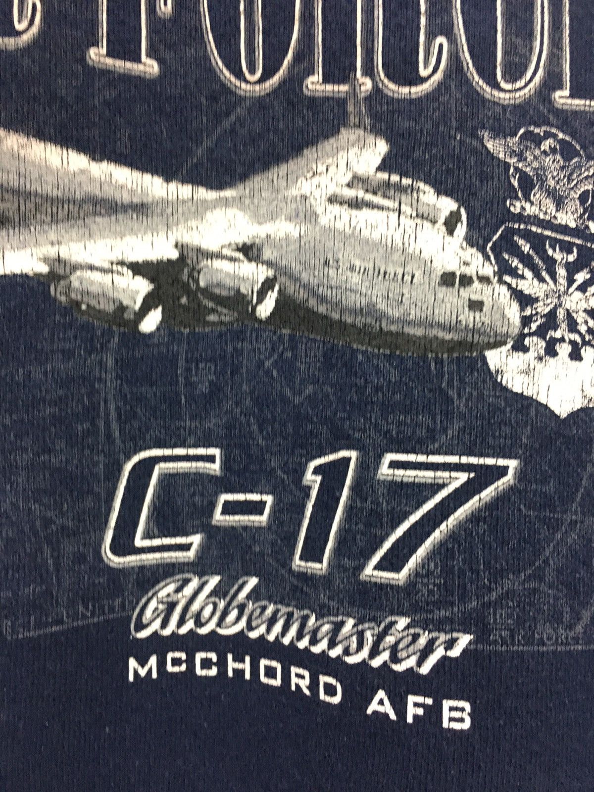 Vintage Vintage Air Force C-17 Globemaster Mcchord AFB Sweater Size US S / EU 44-46 / 1 - 4 Thumbnail