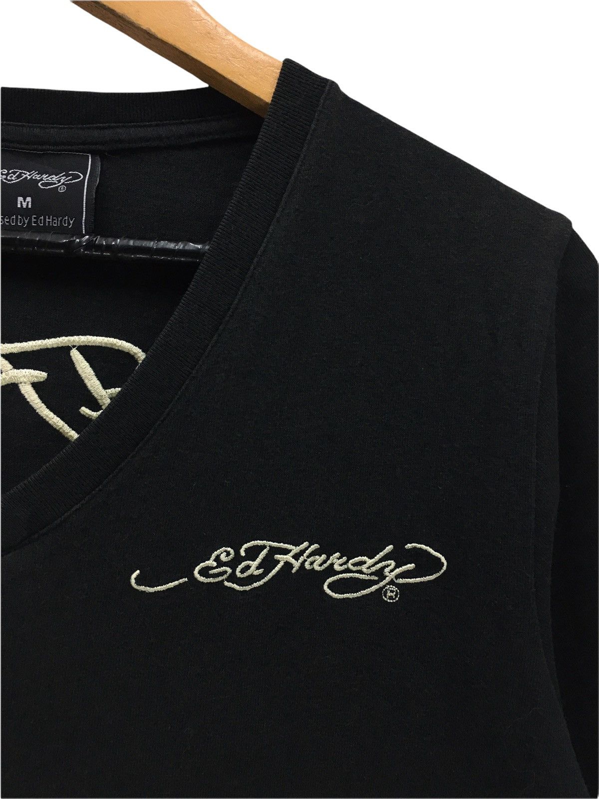 Christian Audigier × Ed Hardy Vintage Ed Hardy Big Logo V Neck Tshirt Size US S / EU 44-46 / 1 - 9 Thumbnail
