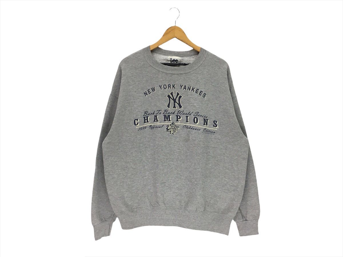 Vintage Lee Sport New York on sale Yankees M 1999 World Series Back to Back Pullover