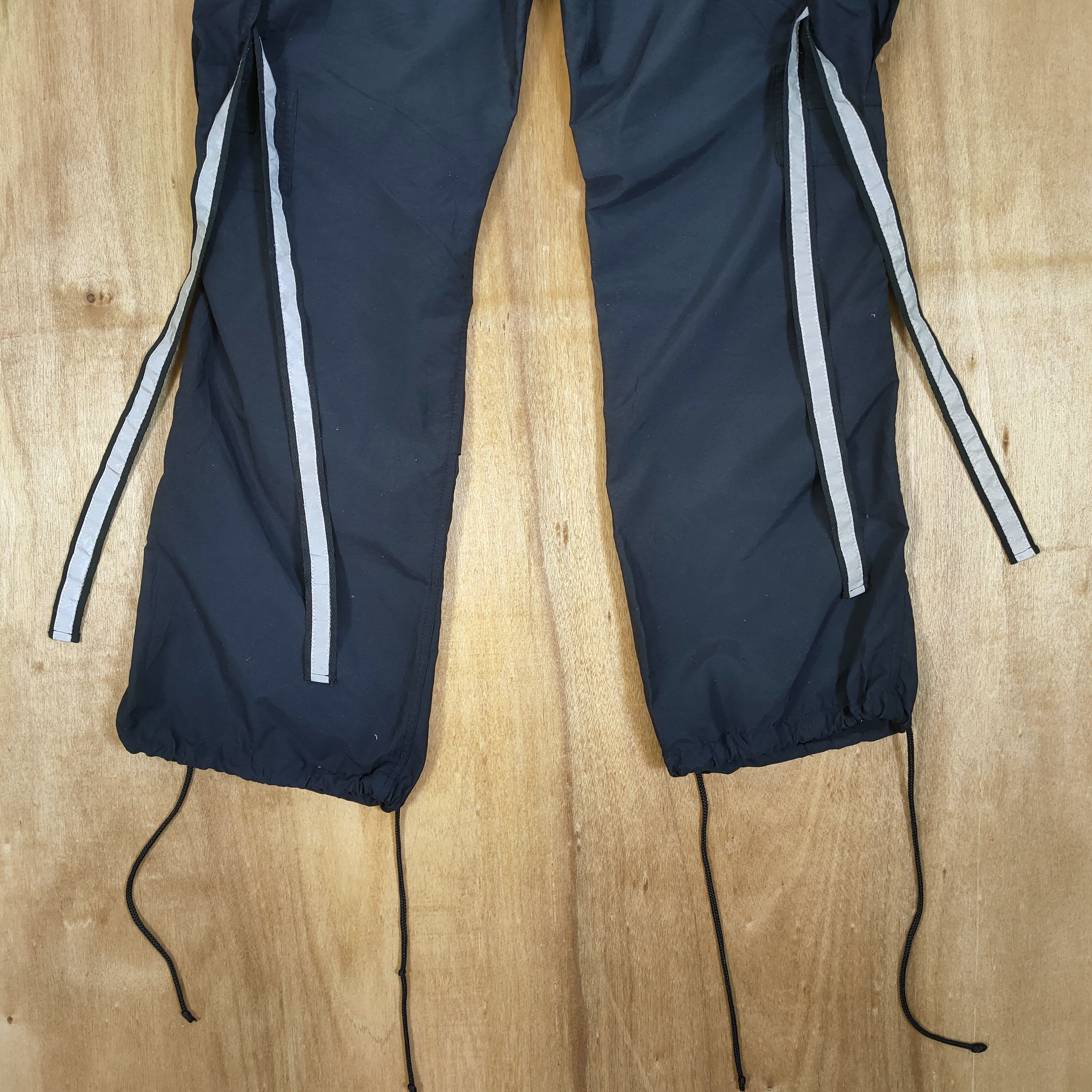 Japanese Brand × Seditionaries × Vintage VINTAGE UFO WOMEN BONDAGE CARGO PANTS/ PARACHUTE PANTS Size 29" - 6 Thumbnail