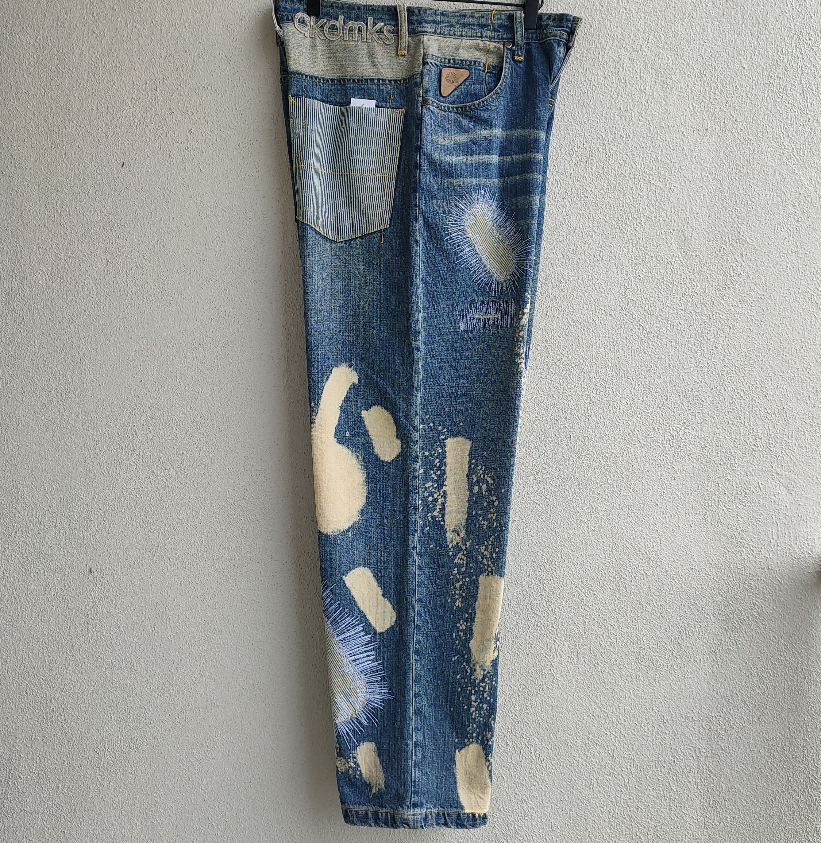 Japanese Brand Vintage Akademiks Hip Hop Baggy Bleach Distressed Jeans Size US 30 / EU 46 - 3 Thumbnail