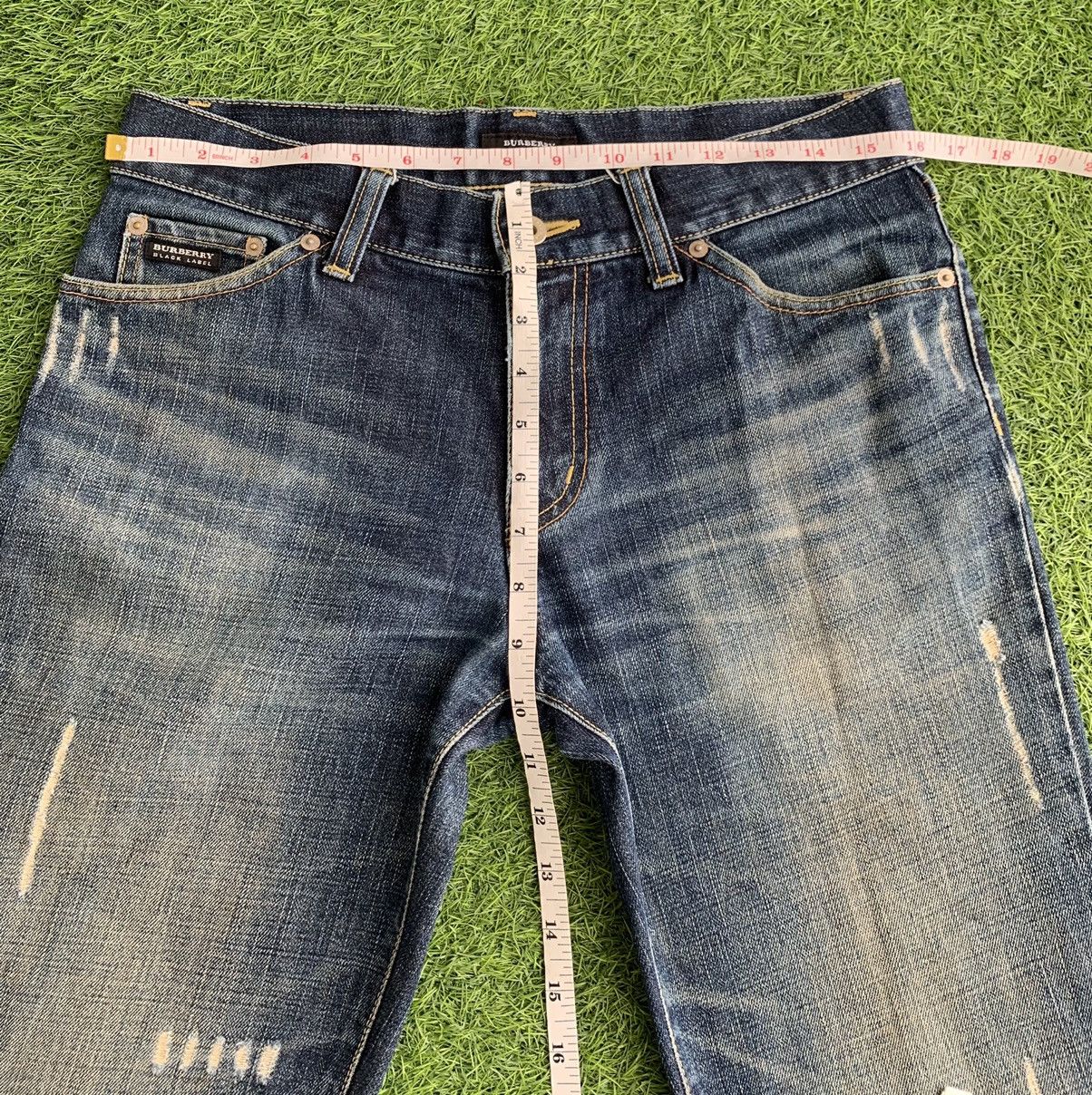 Burberry Burberry Black Label Distressed Denim Jeans Flares Size US 32 / EU 48 - 16 Thumbnail