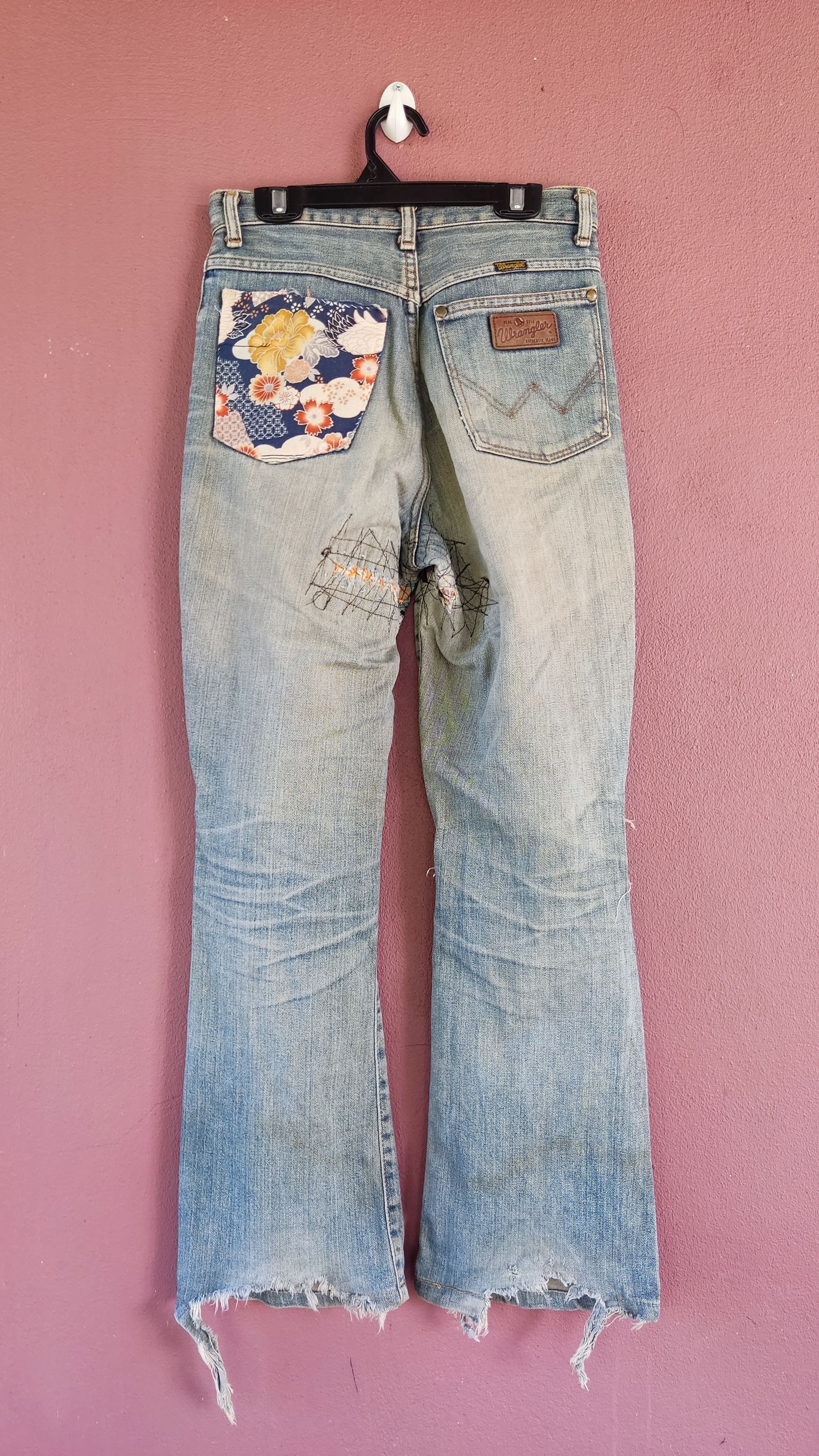 Japanese Brand × Wrangler Wrangler Western Style Denim Jeans Size 29 Size US 29 - 2 Thumbnail
