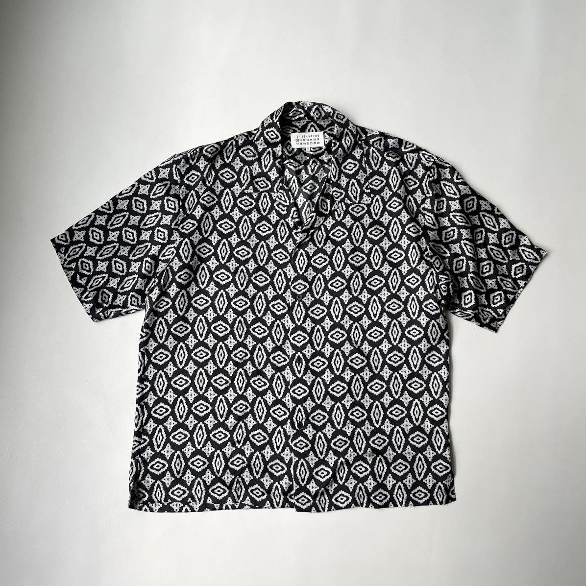 Maison Margiela S/S 17 ‘Medallion’ Print Camp Collar Shirt | Grailed