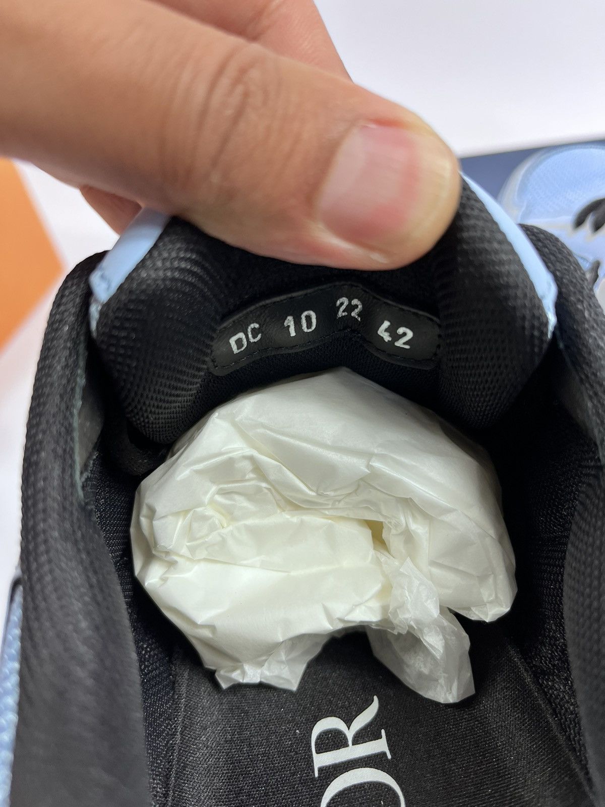Dior B30 UNC BLUE CD RUNNER SNEAKERS Size US 9 / EU 42 - 9 Thumbnail