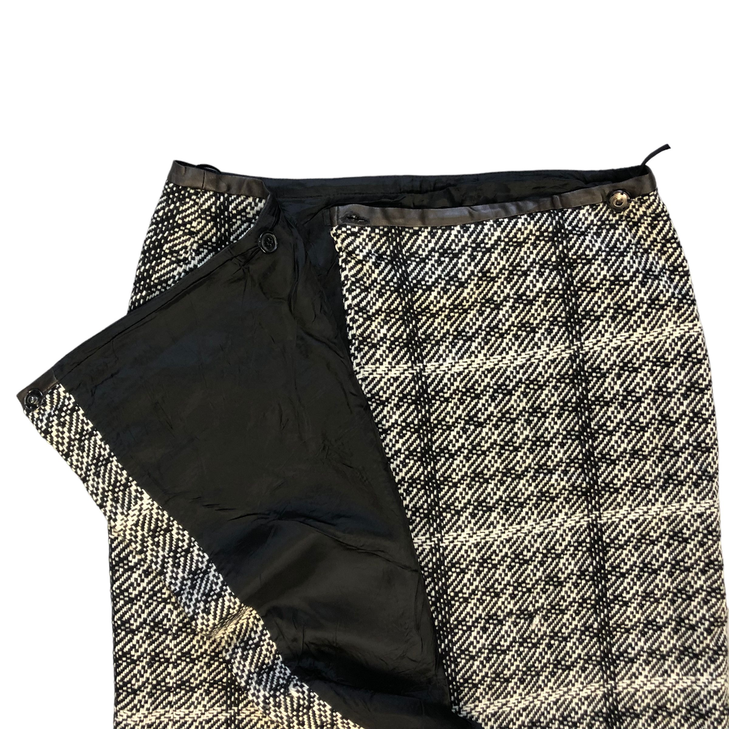 Max Mara MAX MARA CHECKED MINI SKIRTS #7030-106 Size 31" - 4 Thumbnail
