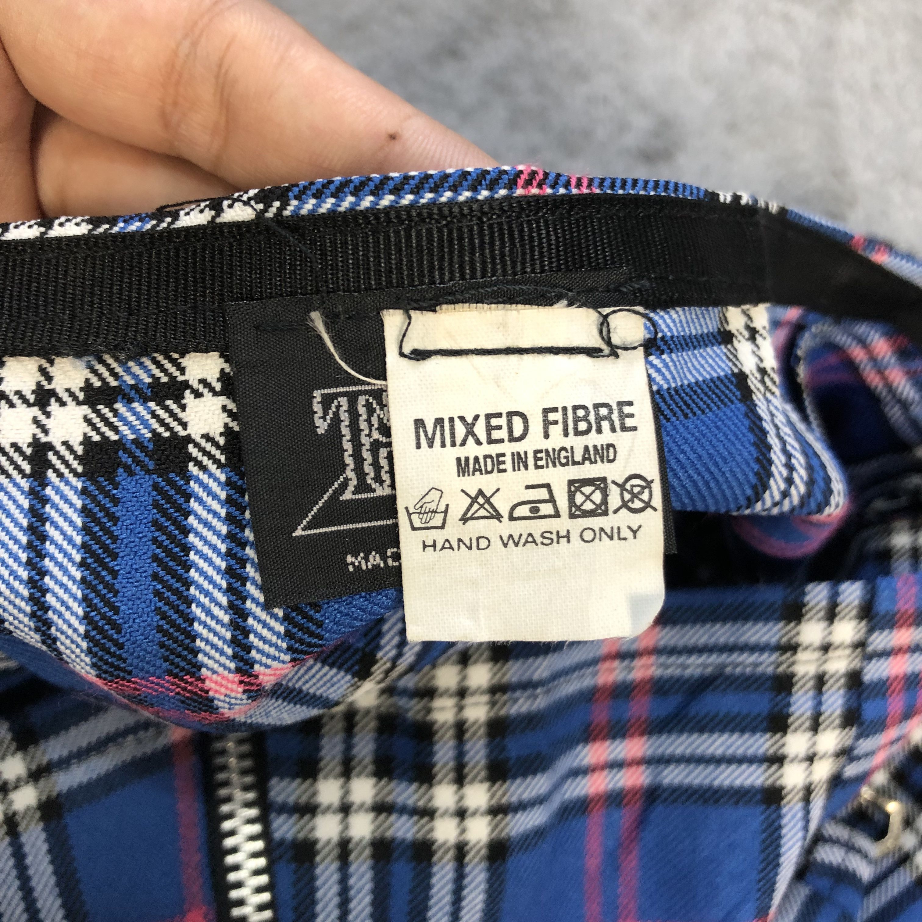 Vintage TIGER LONDON TARTAN SKIRTS #7035-106 Size 25" / US 0 / IT 36 - 7 Thumbnail