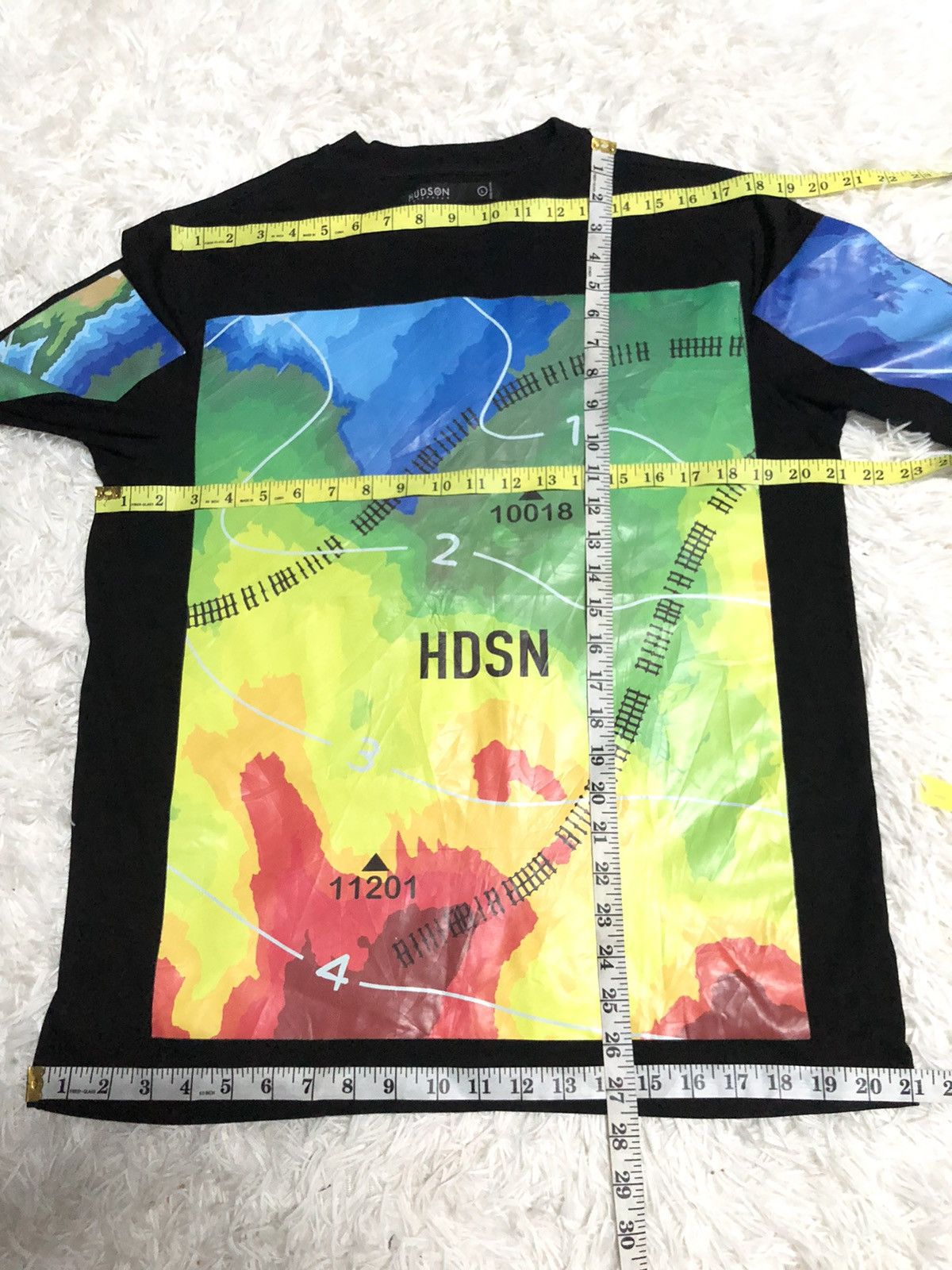 Hudson HUDSON BIG PRINT NICE DESIGN LONG SLEEVE TEE Size US L / EU 52-54 / 3 - 12 Thumbnail