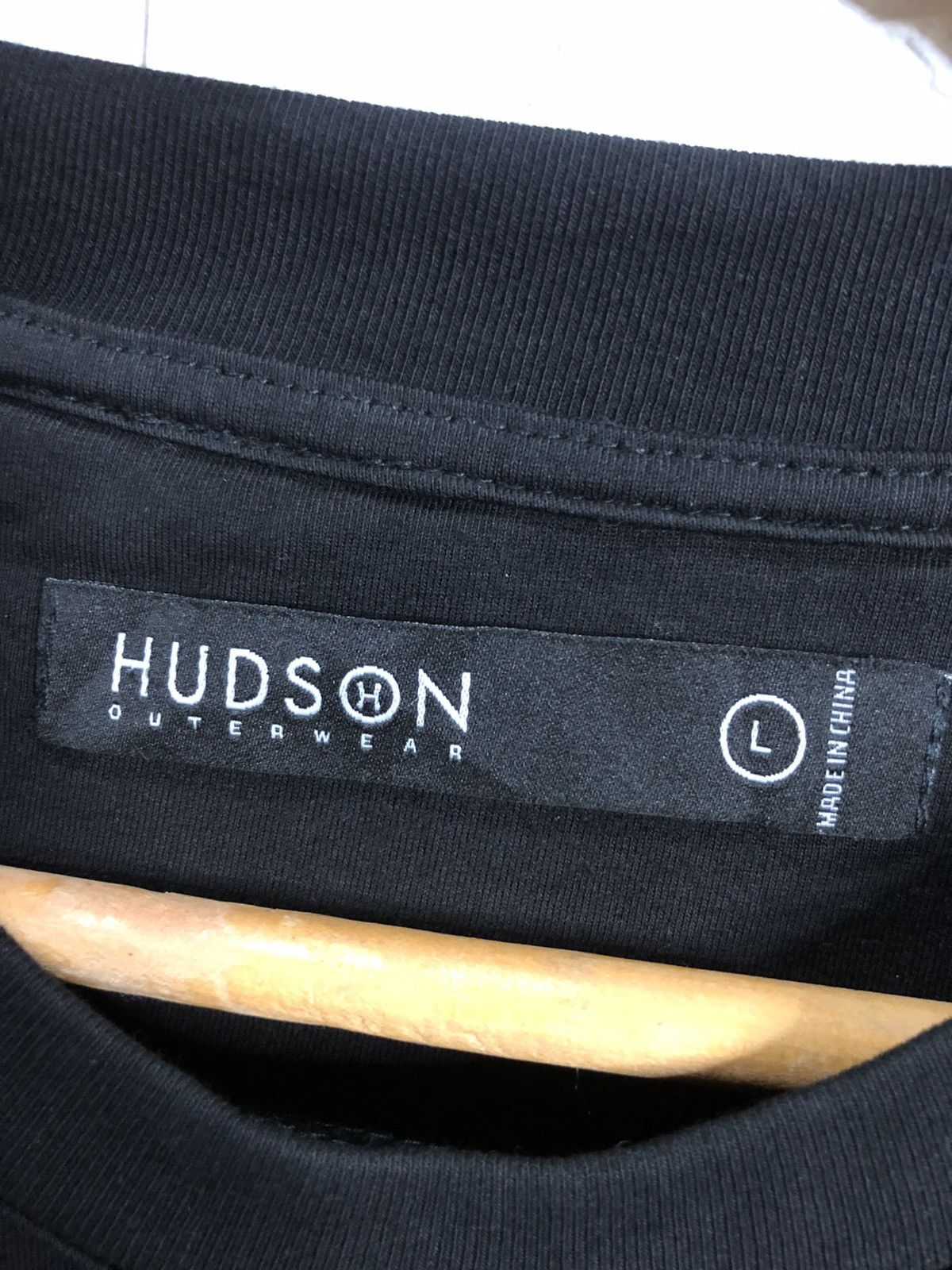 Hudson HUDSON BIG PRINT NICE DESIGN LONG SLEEVE TEE Size US L / EU 52-54 / 3 - 4 Thumbnail
