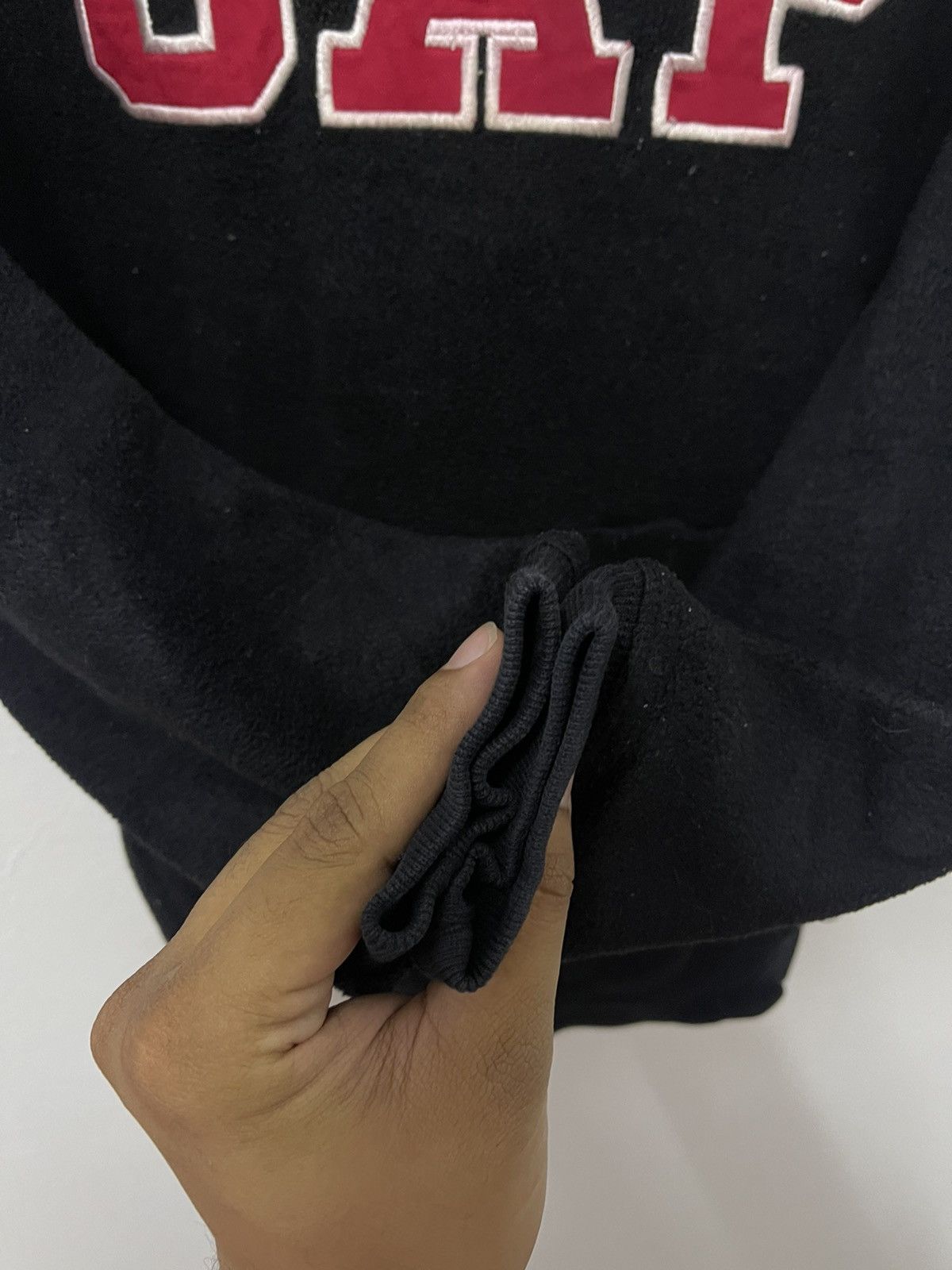 Gap × Vintage Vintage Gap Hoodie Black Rare Travis Style Size US S / EU 44-46 / 1 - 4 Thumbnail