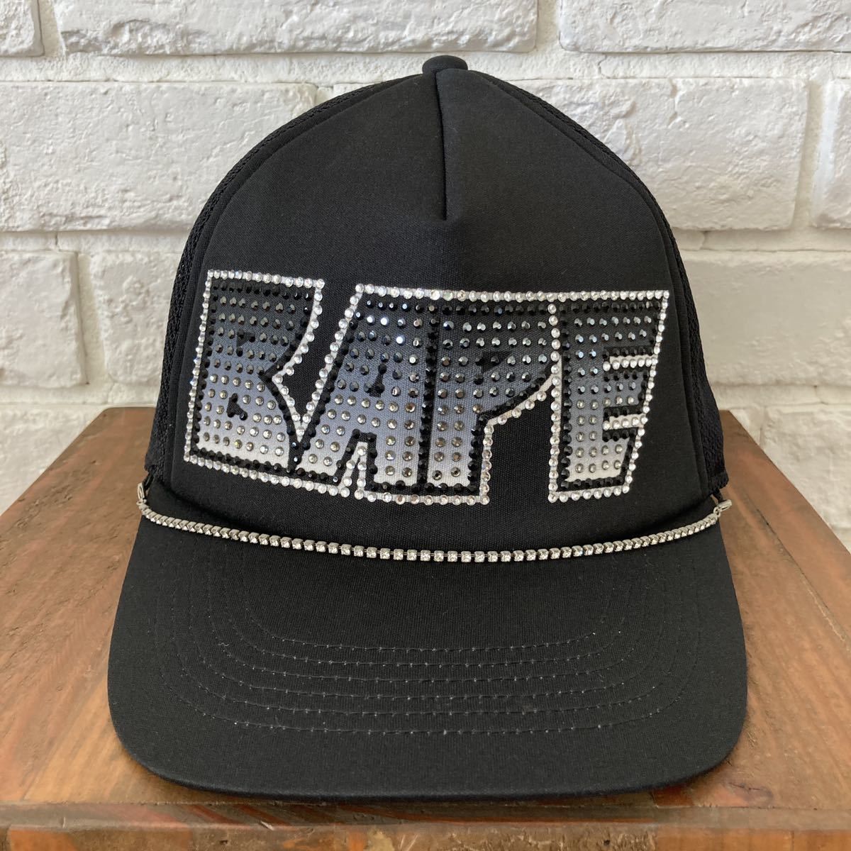 image of Bape Kiss Logo Swarovski Trucker Hat Cap Black Nigo, Men's