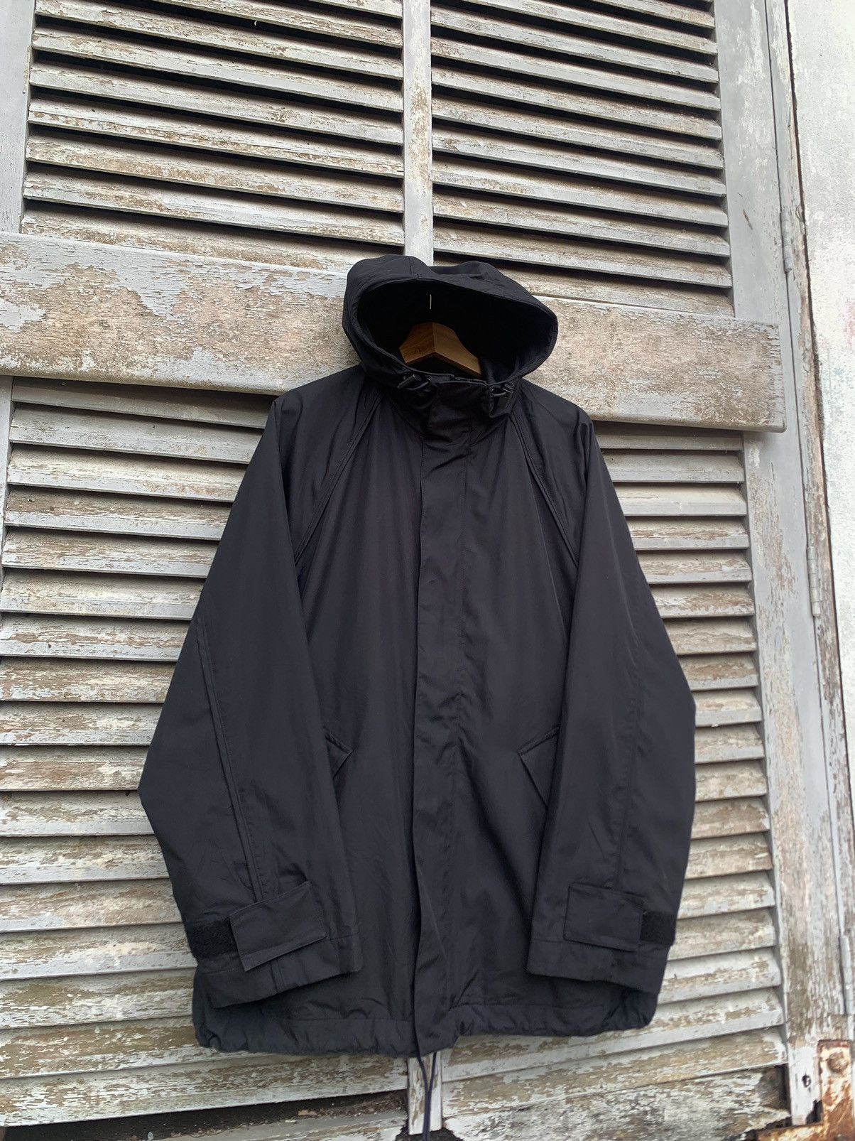 Banana Republic 🔥Banana Republic Polyester Rain Jacket Size US XL / EU 56 / 4 - 6 Thumbnail