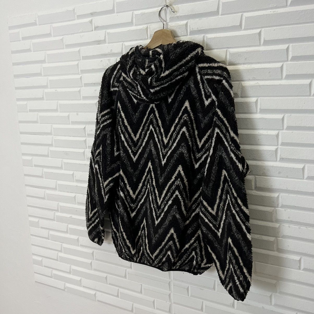 RARE SUNNY SPORTS NAVAJO DESIGN HOODIE JACKET FLEECE PRINTED