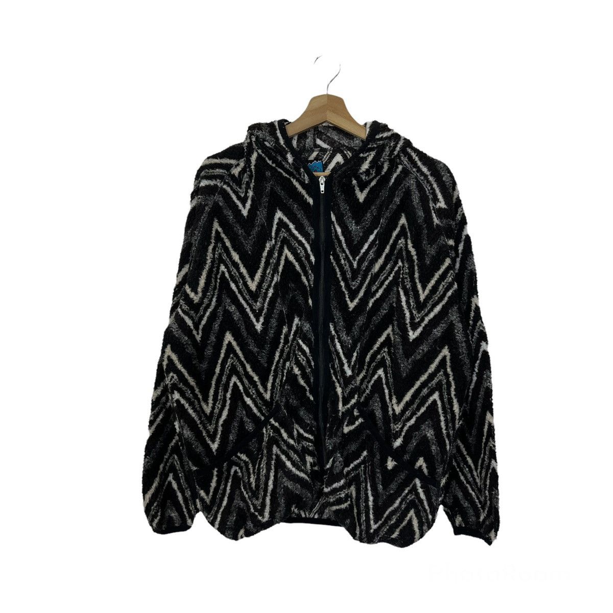 Japanese Brand RARE SUNNY SPORTS NAVAJO DESIGN HOODIE JACKET FLEECE PRINTED Size US M / EU 48-50 / 2 - 1 Thumbnail