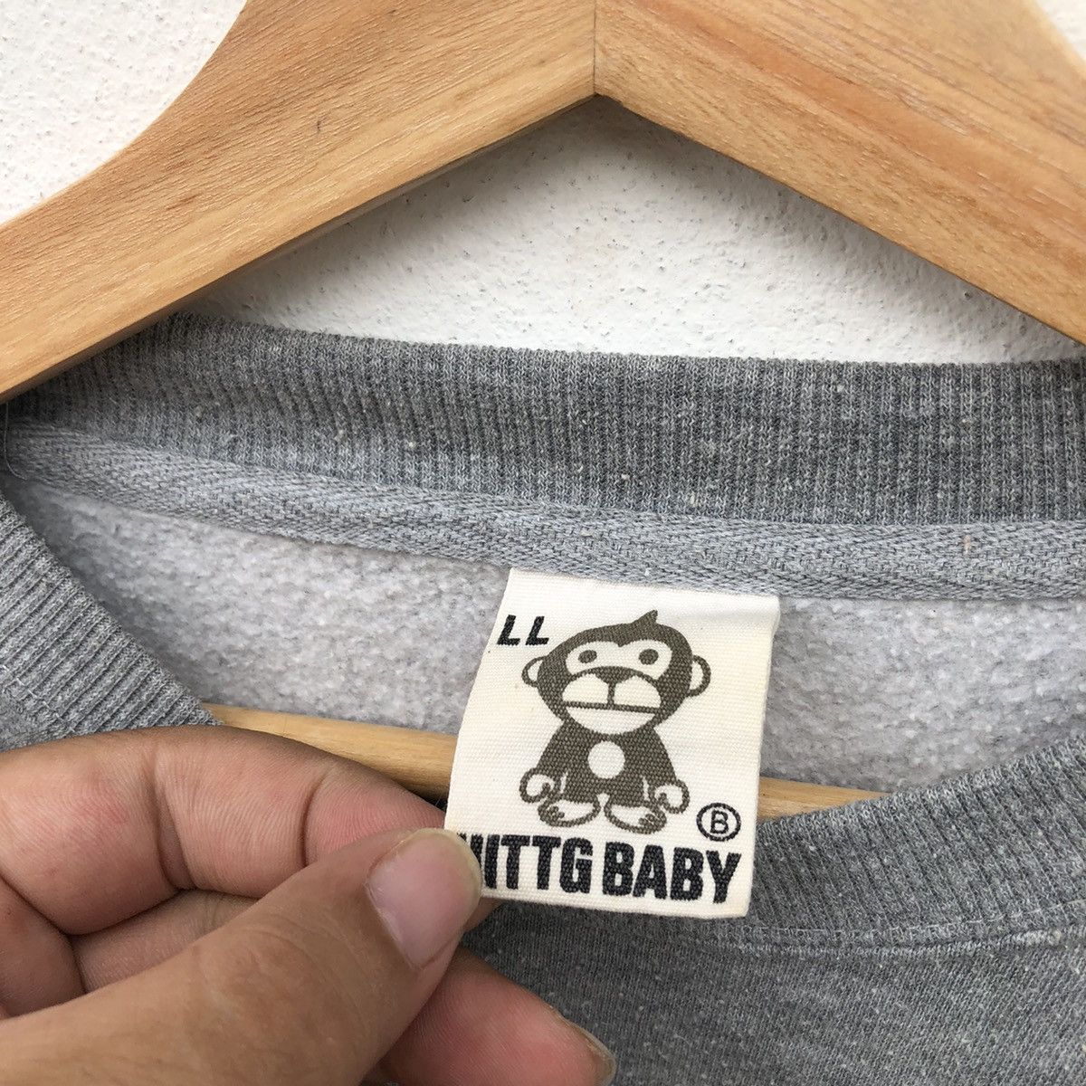 Japanese Brand UITTG BABY SWEATSHIRT BIG LOGO INSPIRED BY BATHING APE Size US L / EU 52-54 / 3 - 8 Thumbnail