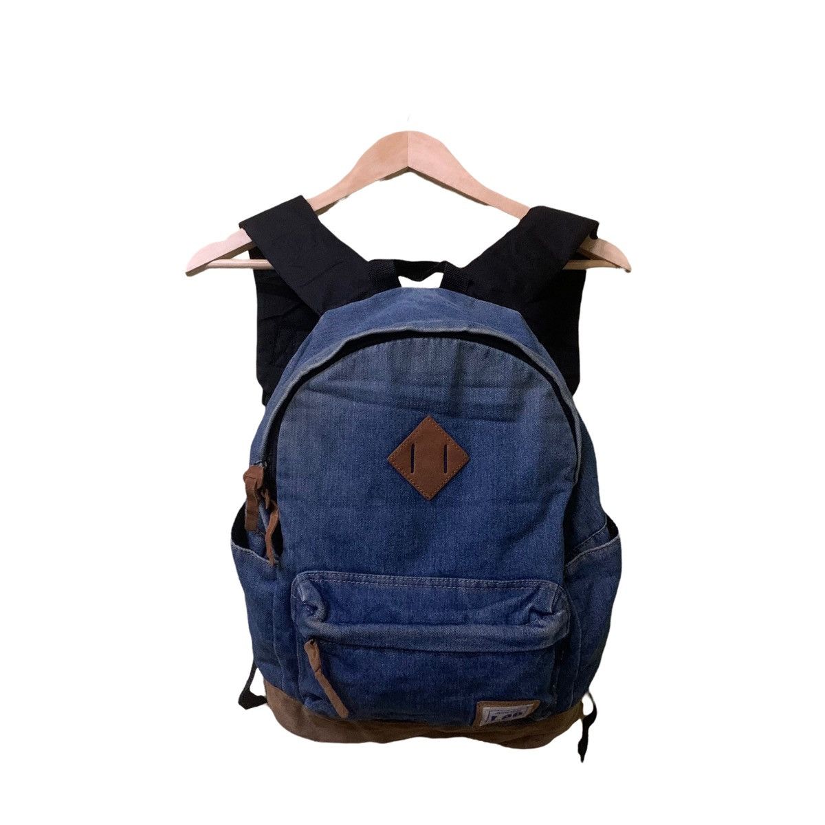 Lee backpack vintage design denim color