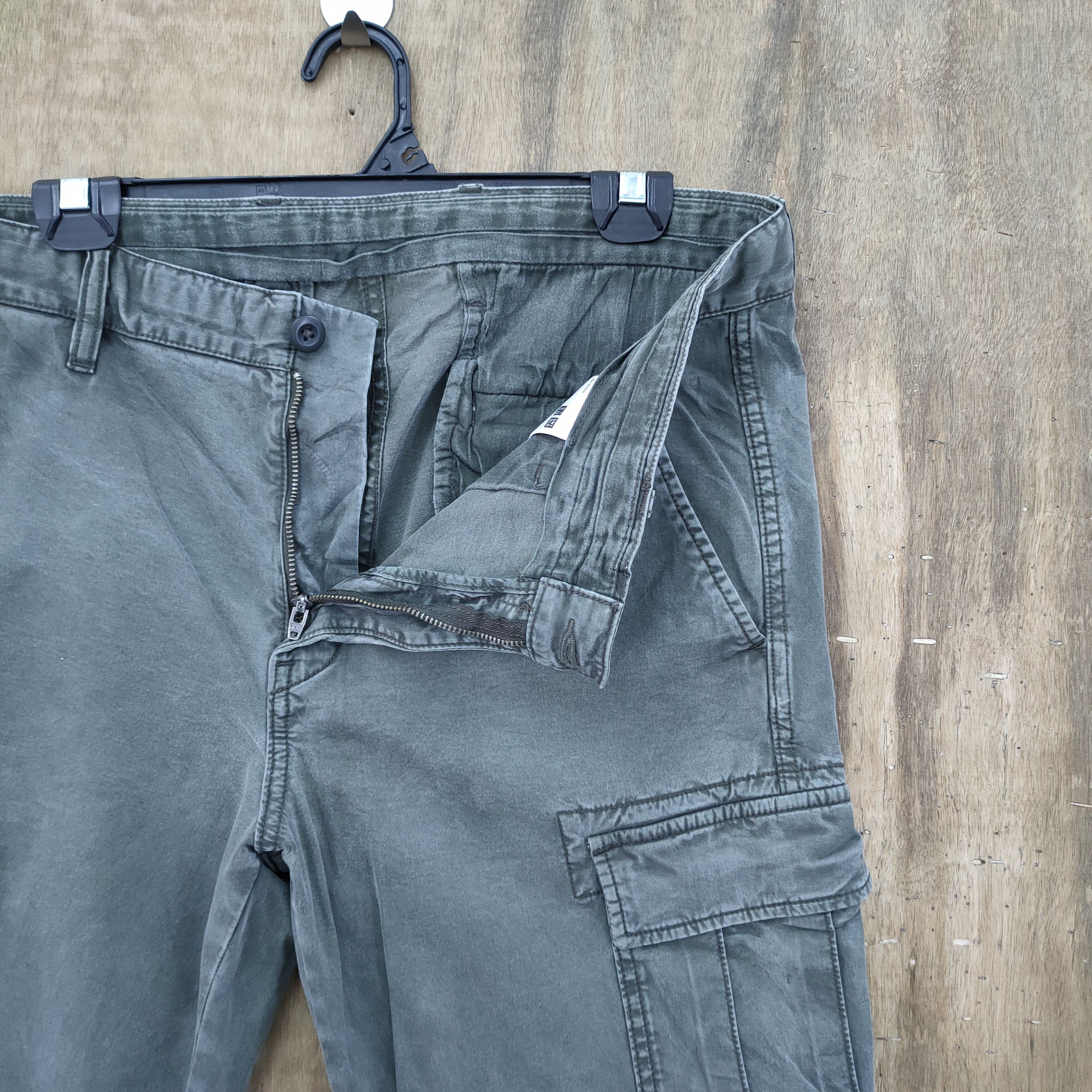 Japanese Brand × Vintage VINTAGE JAPANESE SKINNY FADED CARGO PANTS Size US 34 / EU 50 - 6 Thumbnail