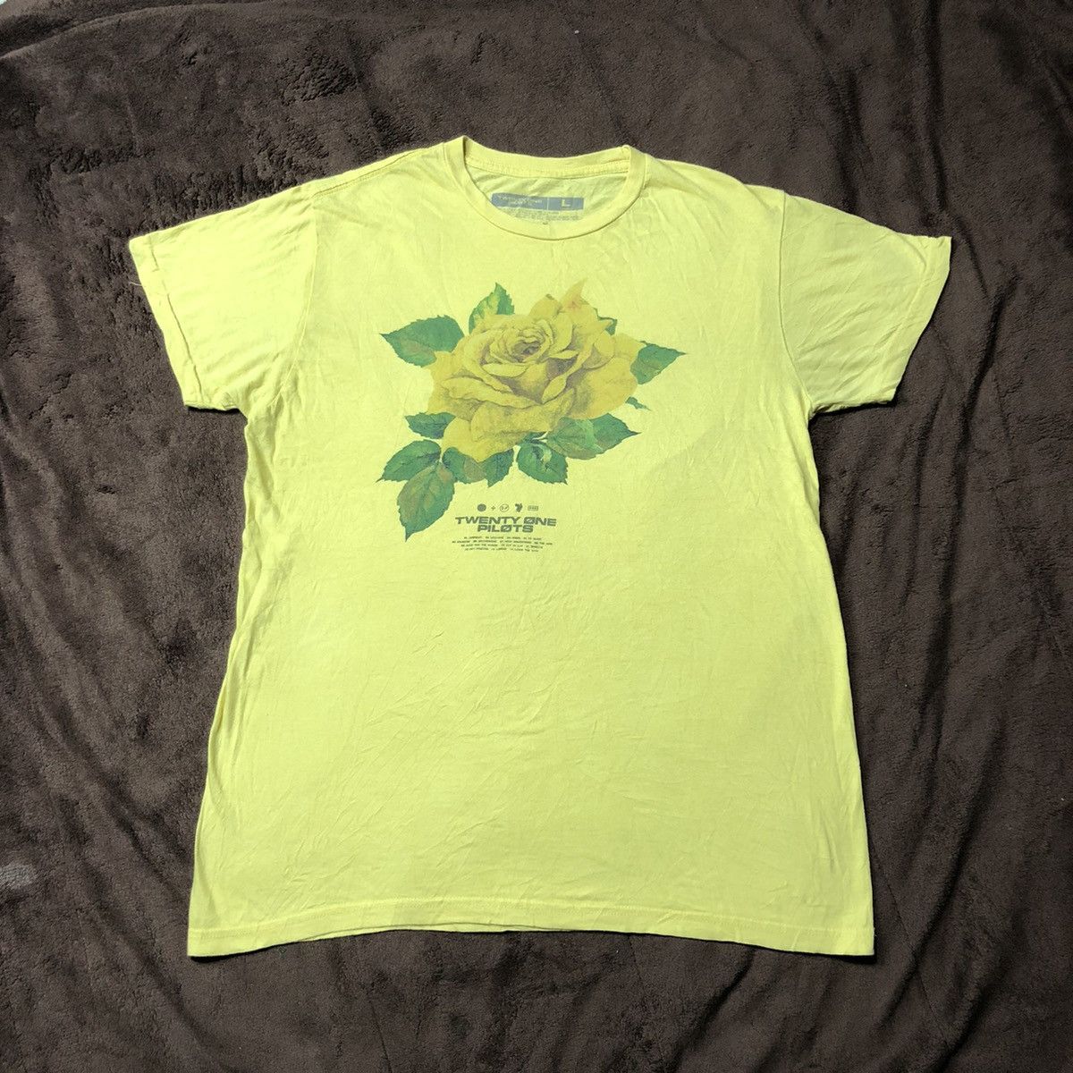 Band Tees Twenty One Pilots Band T Shirt Size US M / EU 48-50 / 2 - 2 Thumbnail