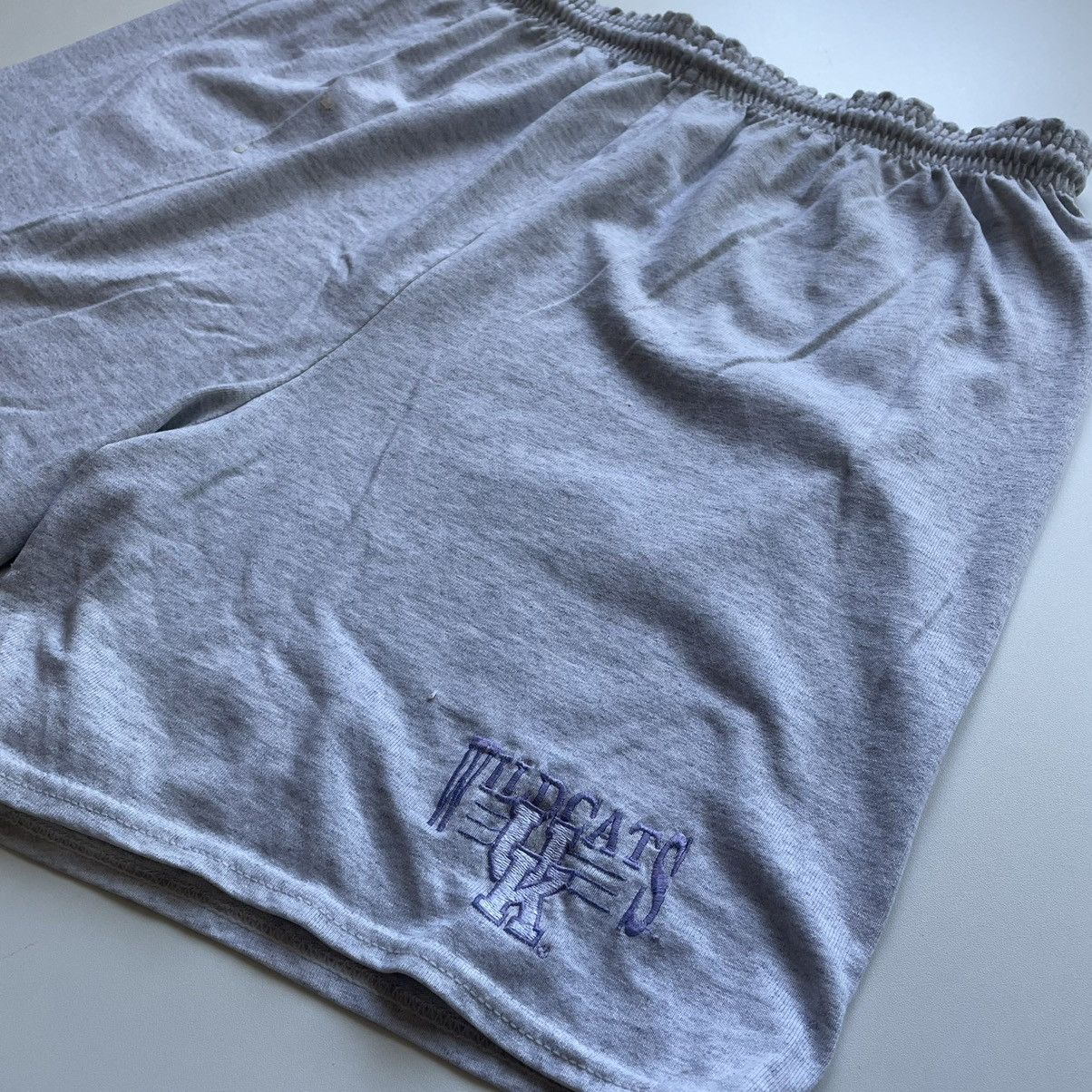 NCAA × Vintage Vintage 1990s University Of Kentucky Wild Cats NCAA Shorts Size US 34 / EU 50 - 2 Thumbnail