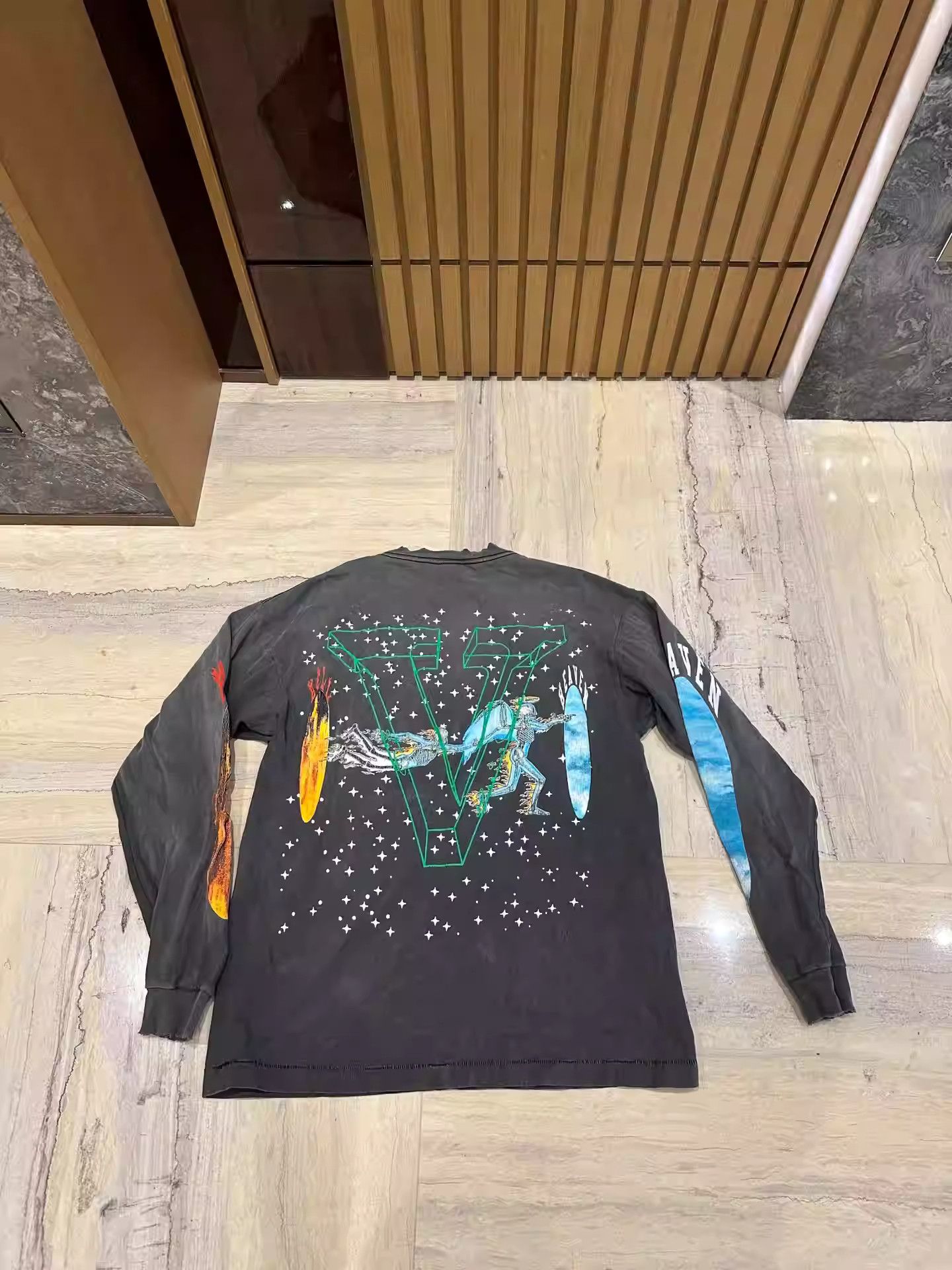 Saint Michael Saint Michael x Vlone long sleeve tee Size US M / EU 48-50 / 2 - 3 Thumbnail