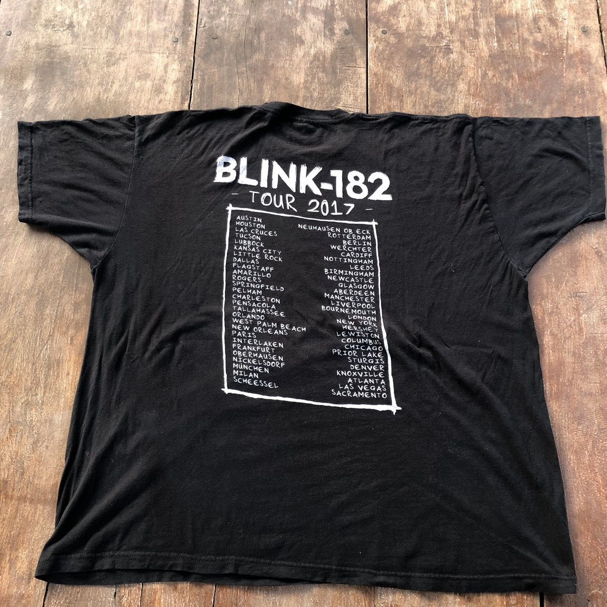 Band Tees Blink-182 Tour 2017 T Shirt Size US XXL / EU 58 / 5 - 3 Thumbnail