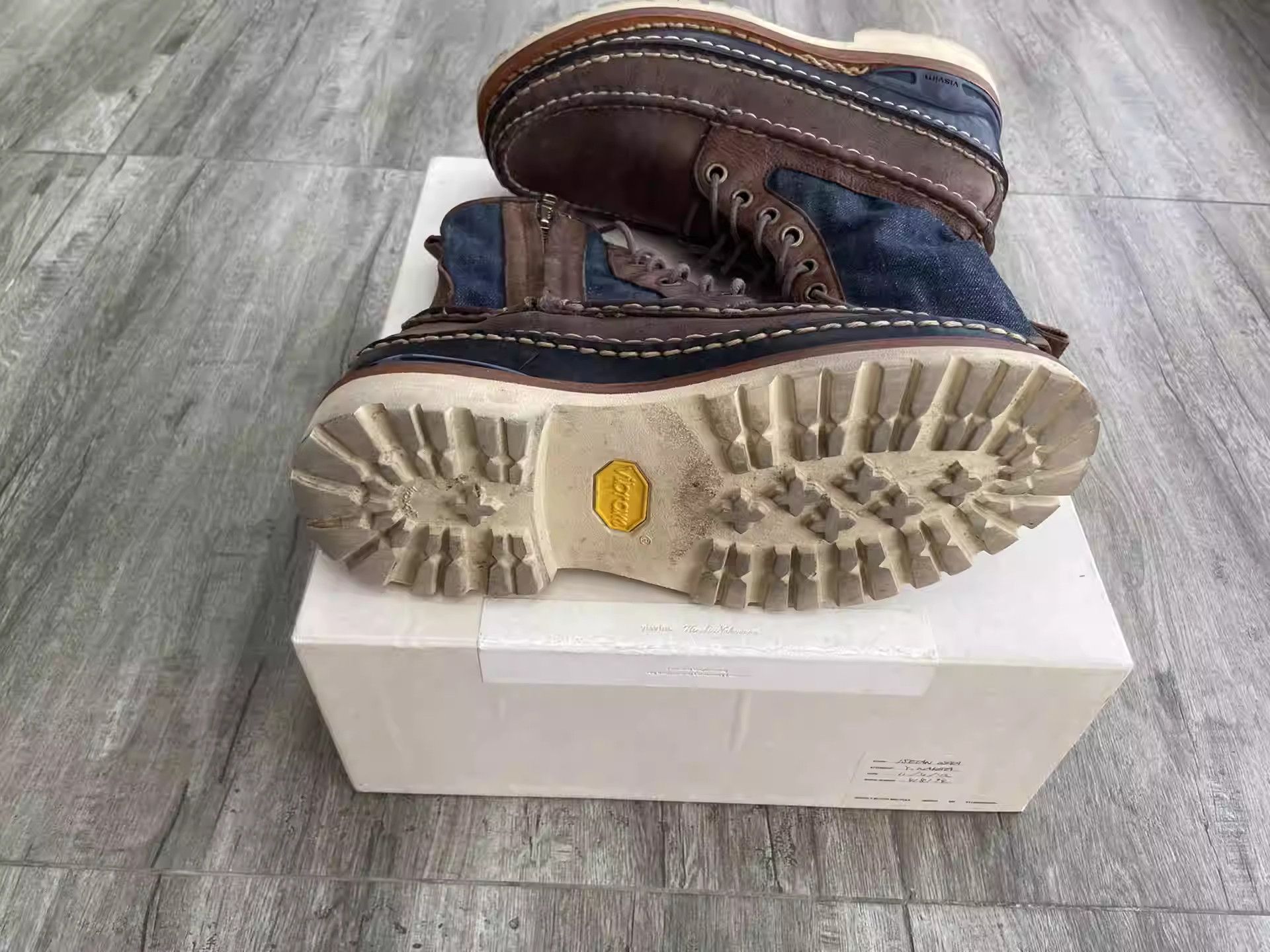 image of Visvim Grizzly Boots Folk Isetan in Brown, Men's (Size 9)