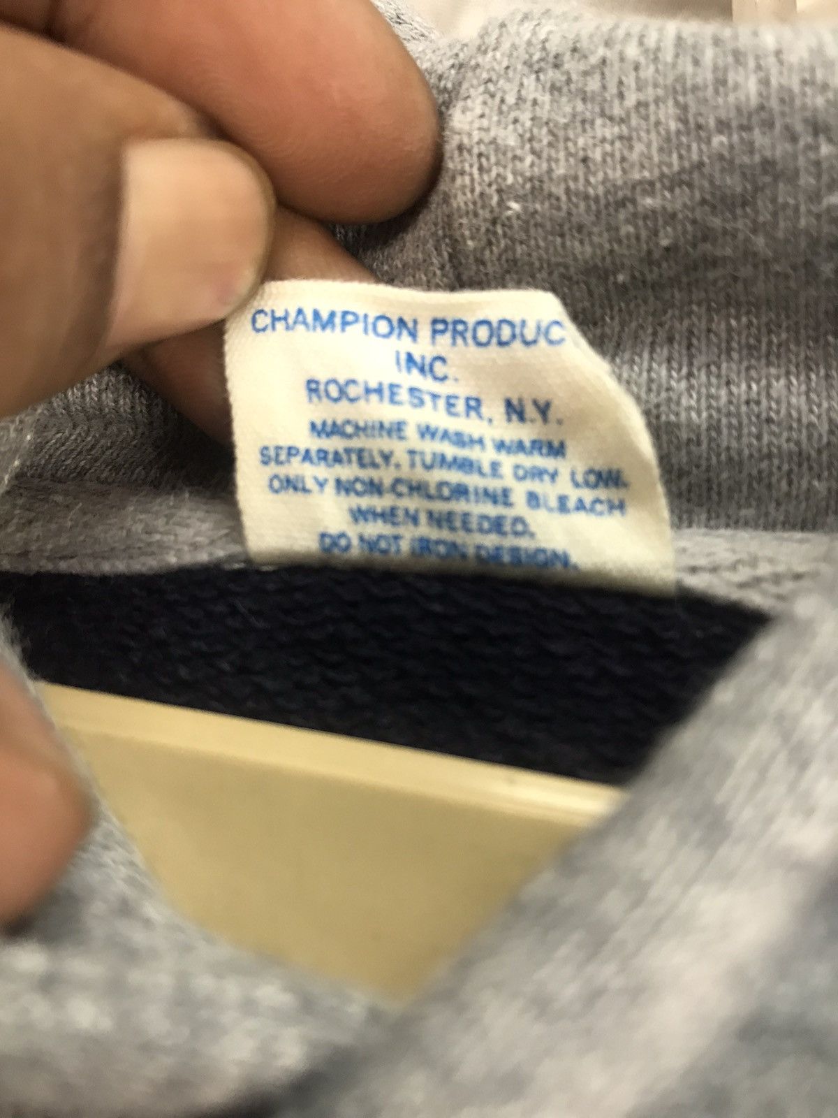 Champion Champion hoodie pullover sweatshirt Size US M / EU 48-50 / 2 - 5 Thumbnail