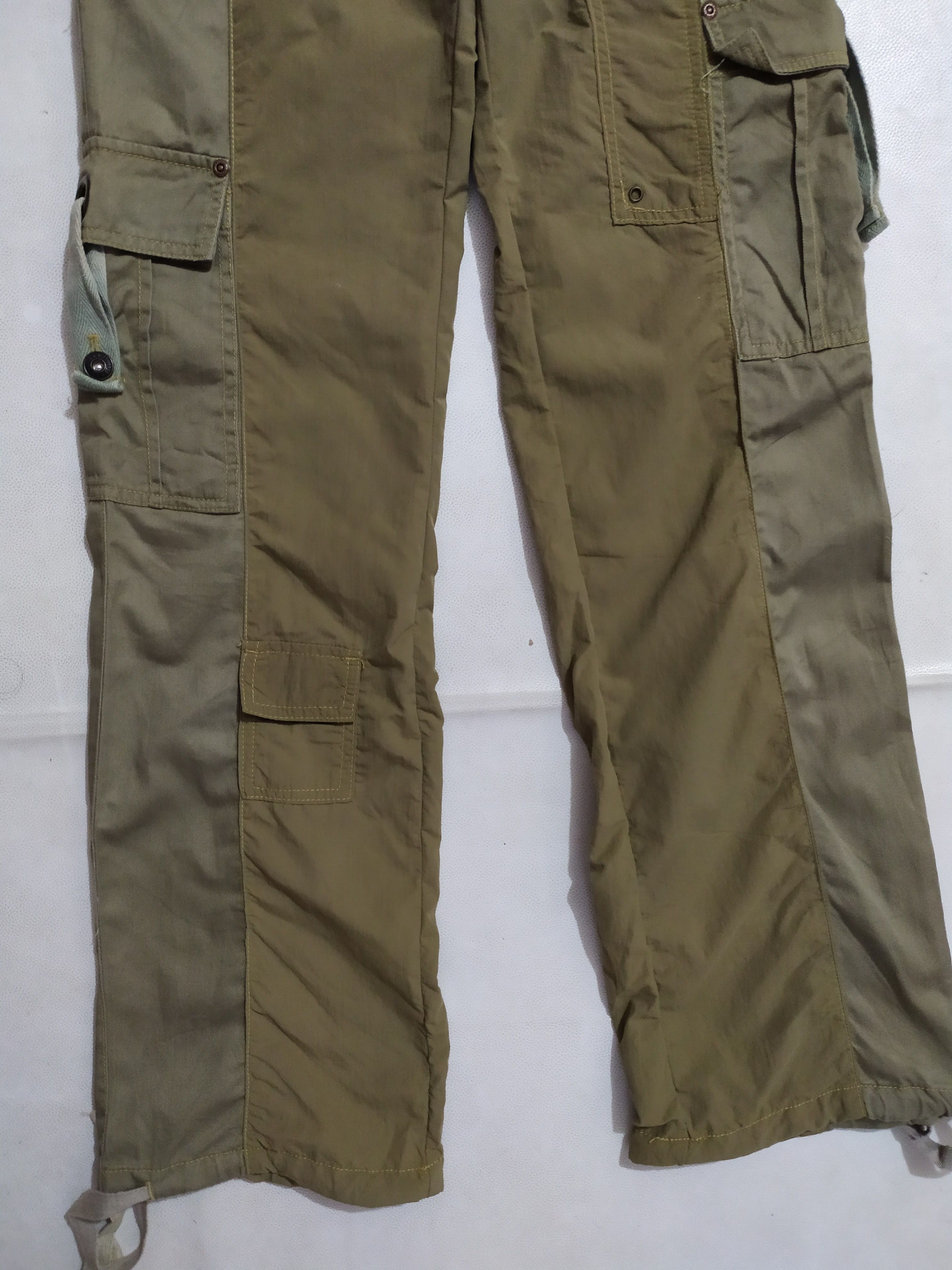 Japanese Brand 🔥LB 03 Japanese Hybrid Cargo Multi pocket Pants Low rise Size US 28 / EU 44 - 3 Thumbnail