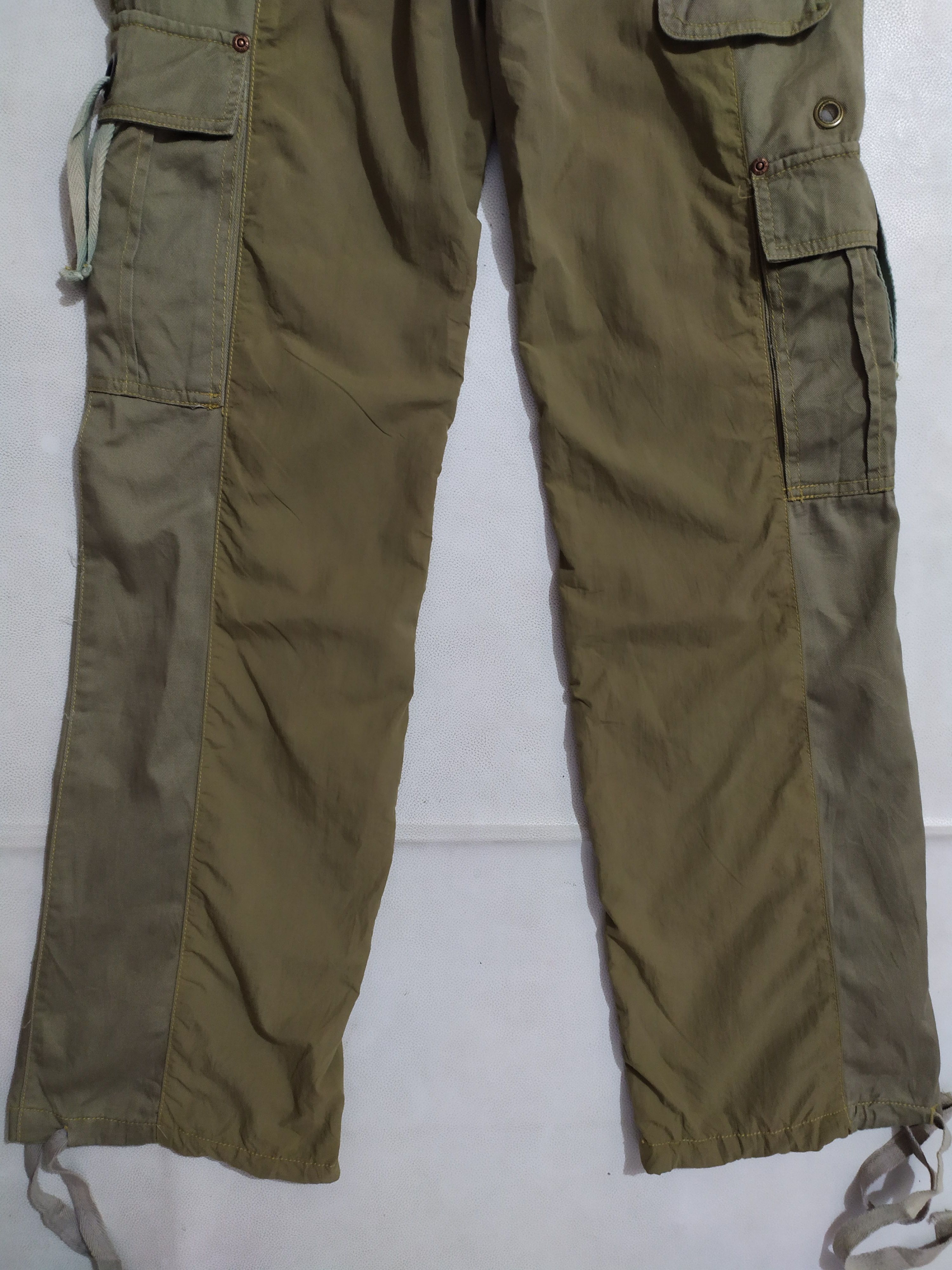 Japanese Brand 🔥LB 03 Japanese Hybrid Cargo Multi pocket Pants Low rise Size US 28 / EU 44 - 8 Thumbnail